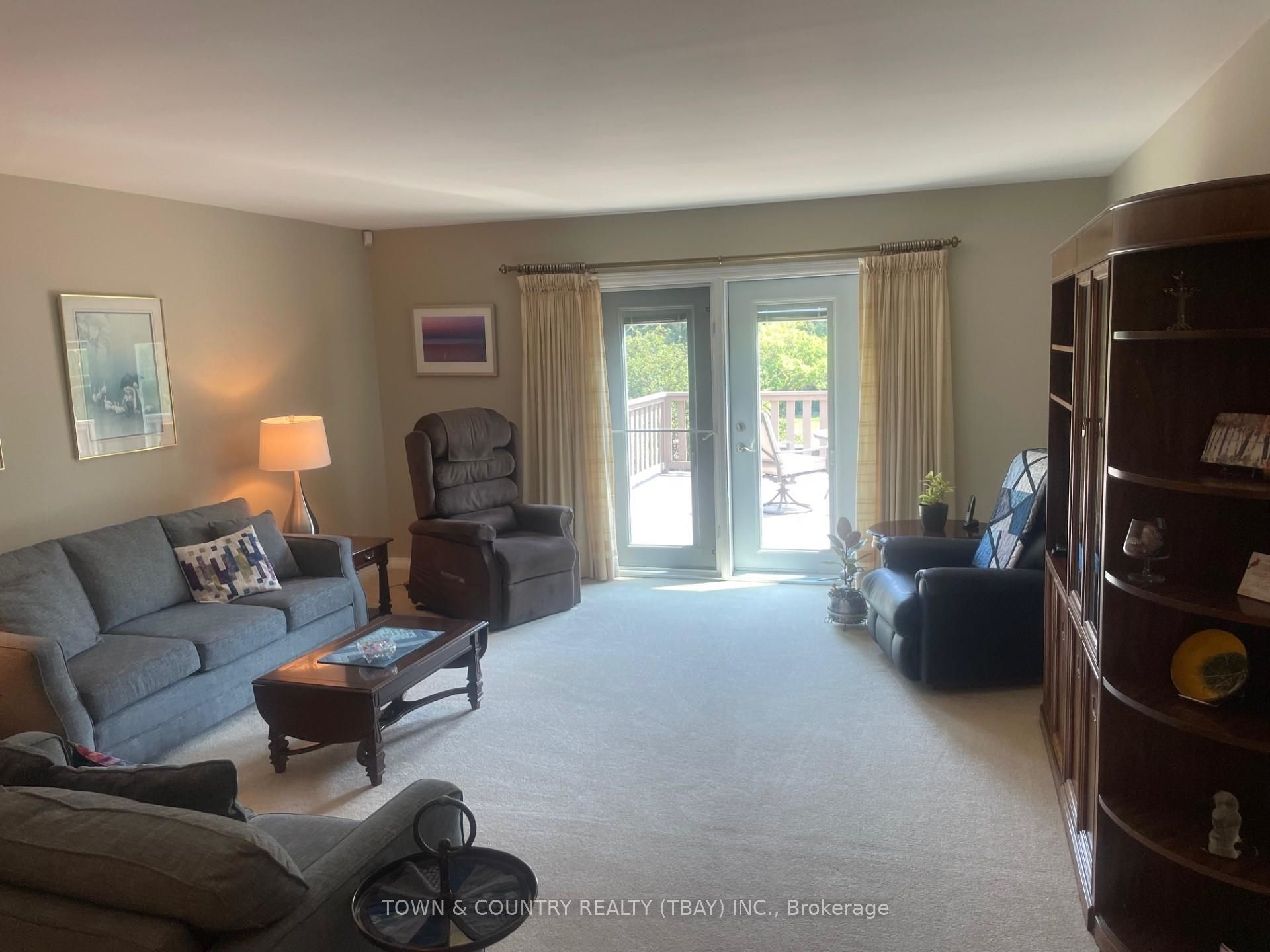 145 Duke Street, Thunder Bay, ON P7A 5S9 photo 2