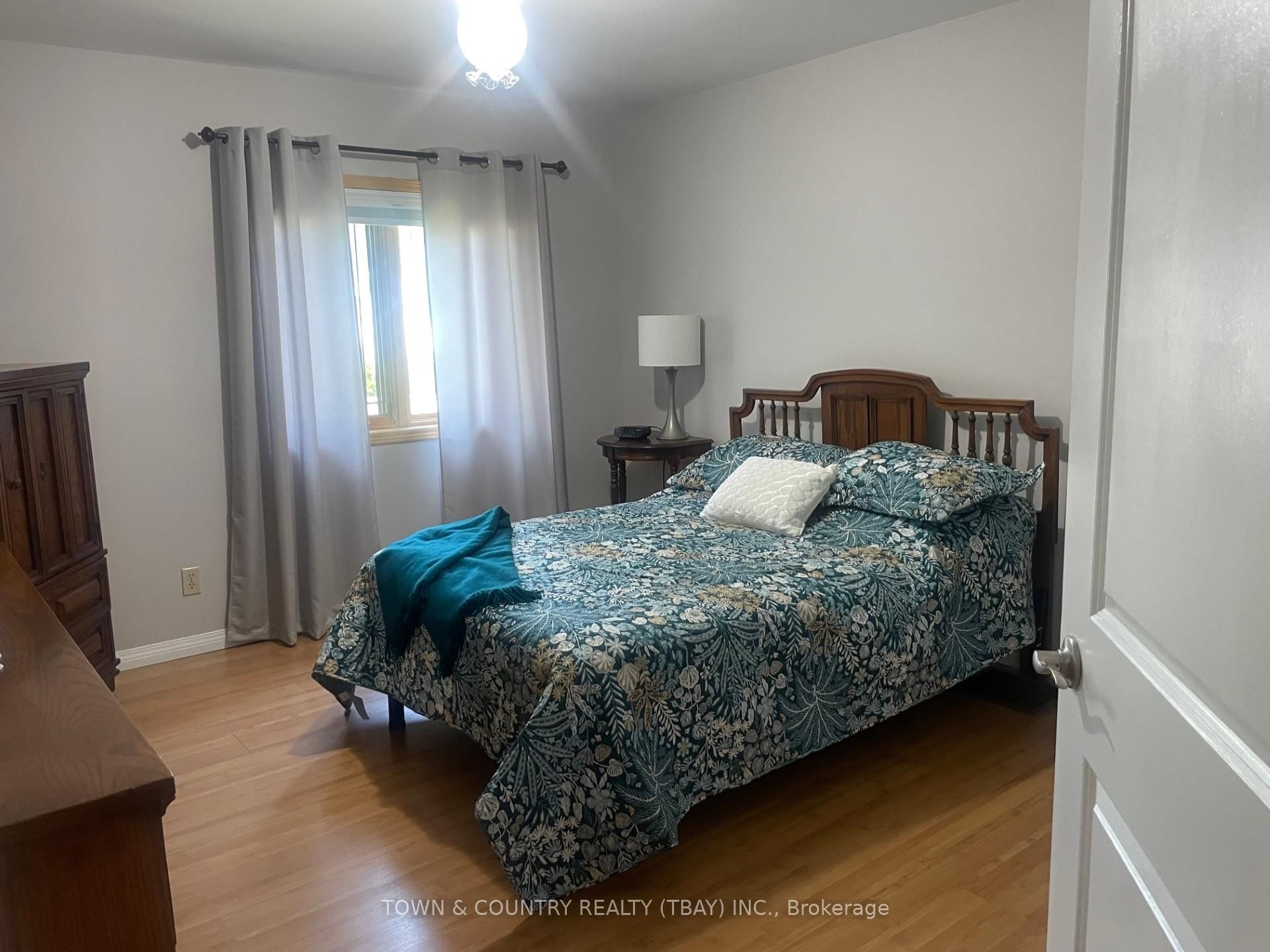 145 Duke Street, Thunder Bay, ON P7A 5S9 photo 4