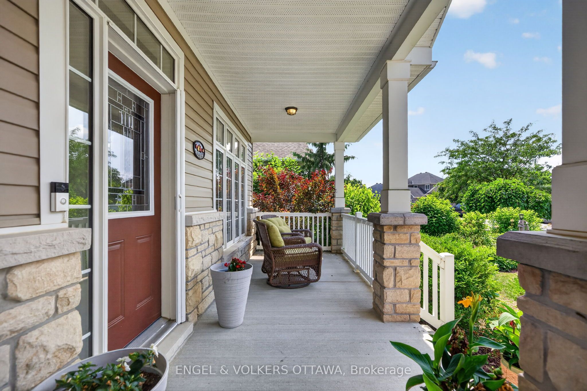106 Equinelle Drive, North Grenville, ON K0G 1J0 photo 2