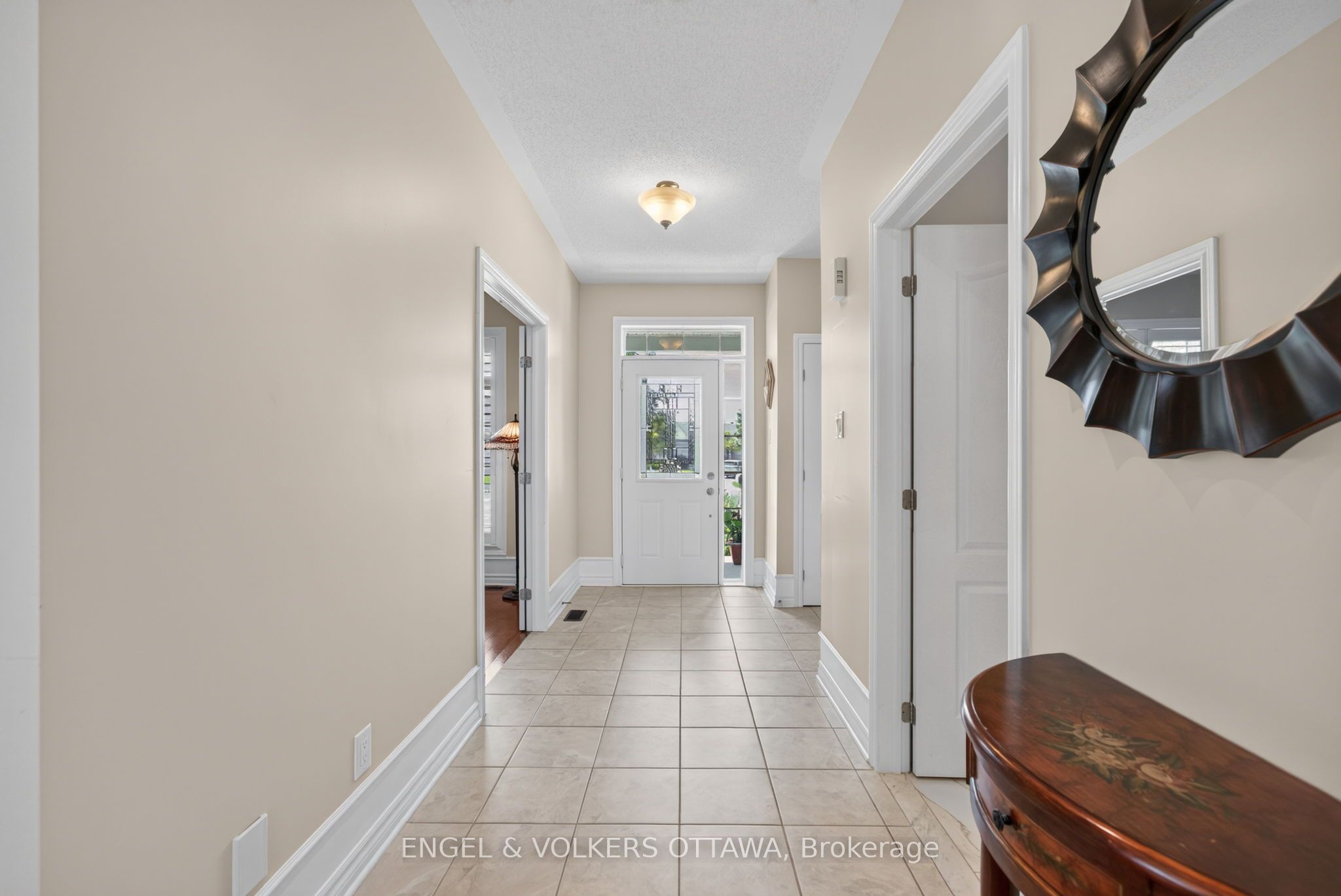 106 Equinelle Drive, North Grenville, ON K0G 1J0 photo 3