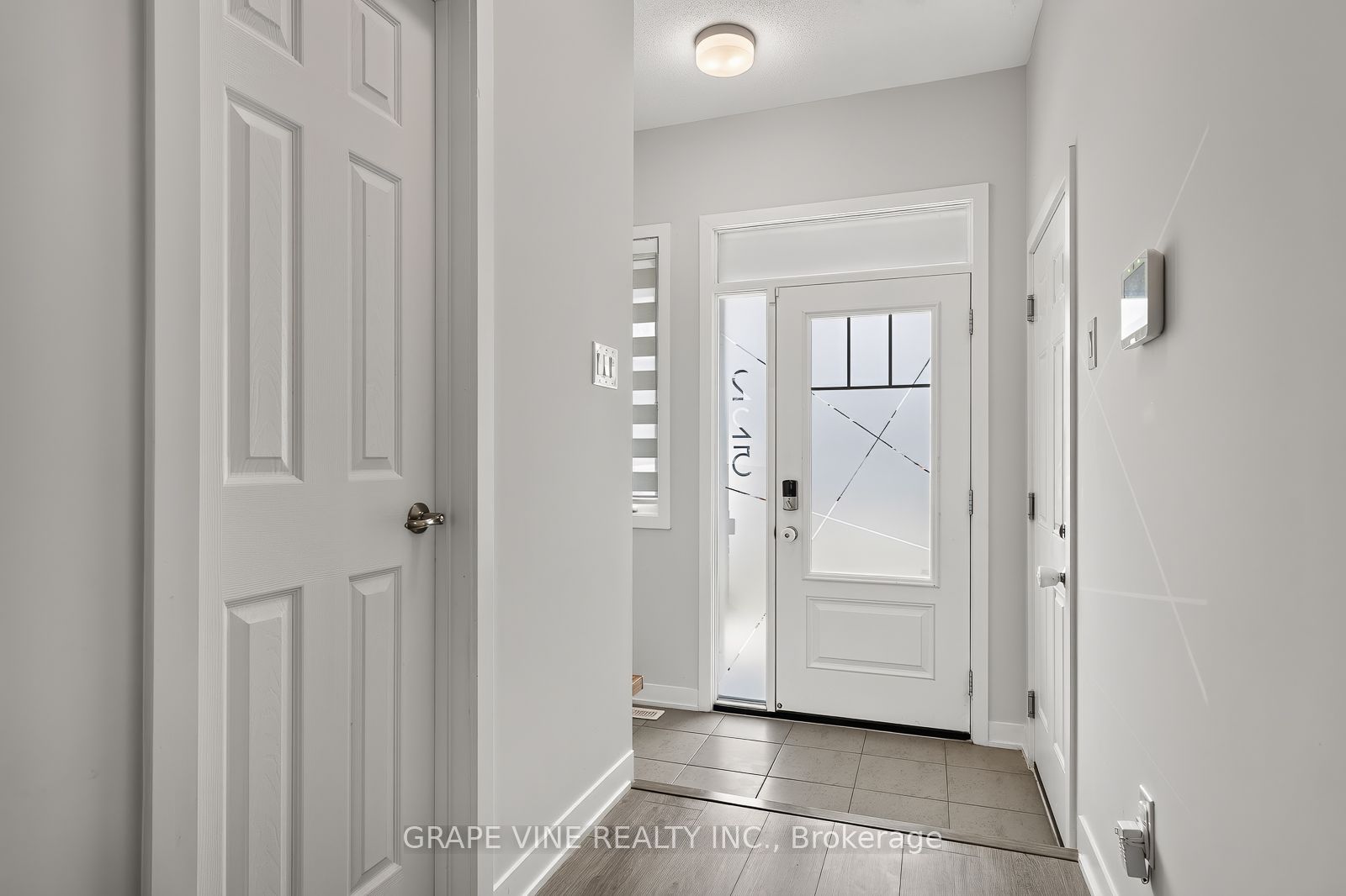 225 Billrian Crescent, Stittsville - Munster - Richmond, ON K2S 3A5 photo 3