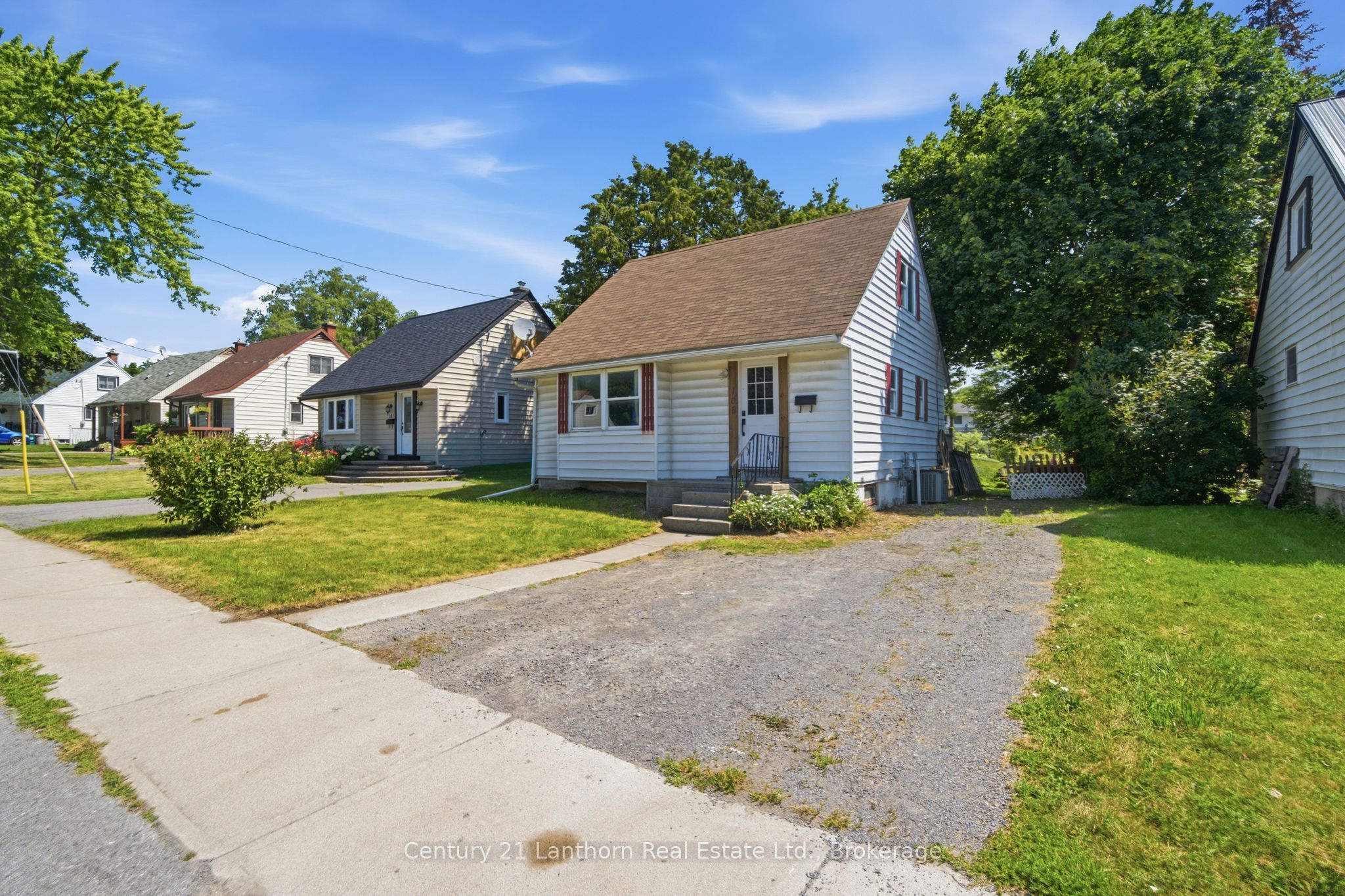 105 Humewood Drive, Belleville, ON K8N 4E5 photo 4