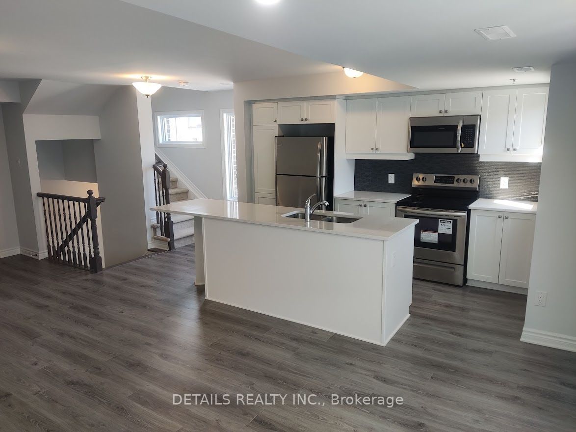 800 Kiniw Private, Manor Park - Cardinal Glen and Area, ON K1K 5A3 photo 5