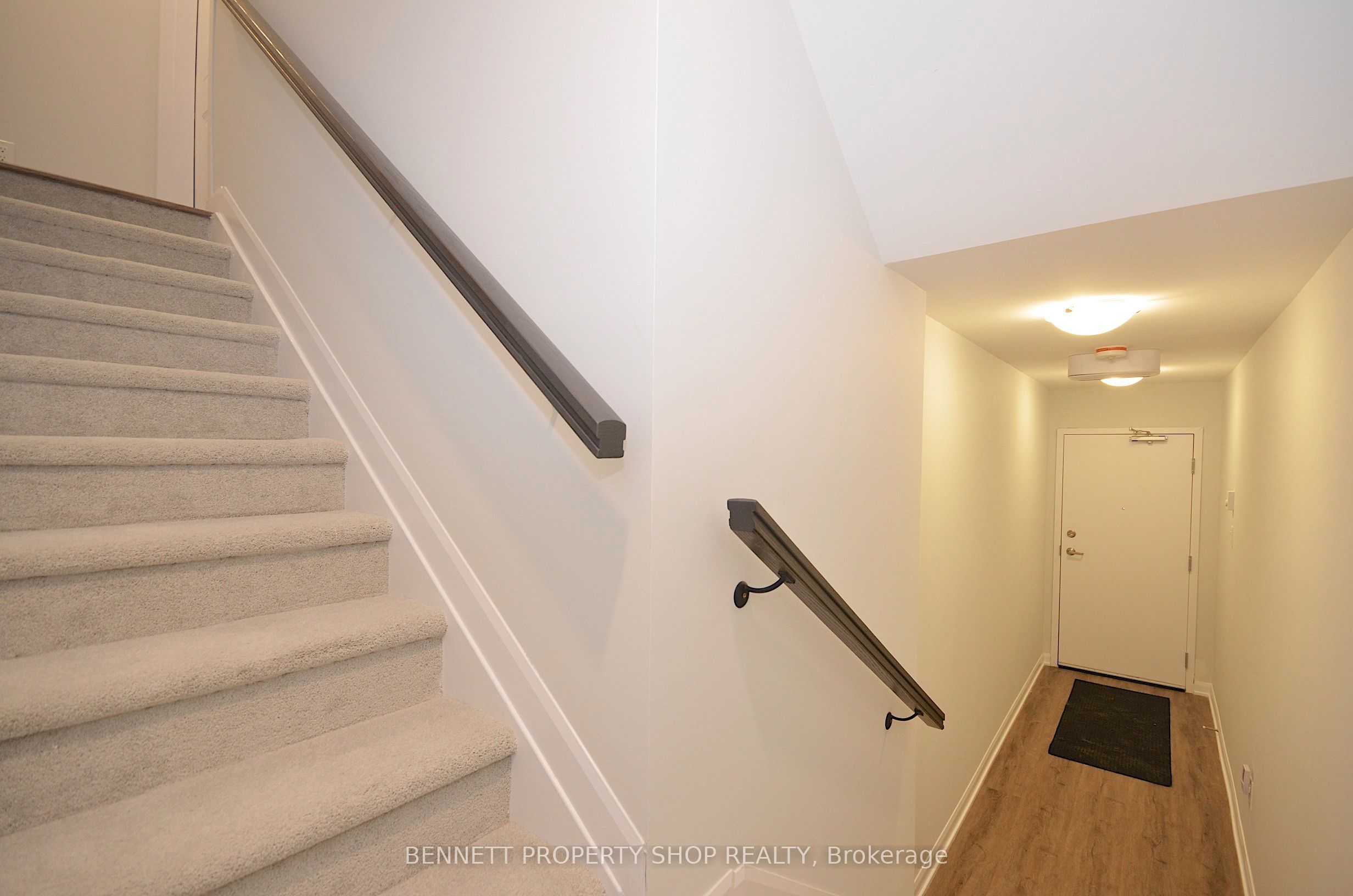 1429 Creekway Private, Kanata, ON K2T 0R8 photo 3