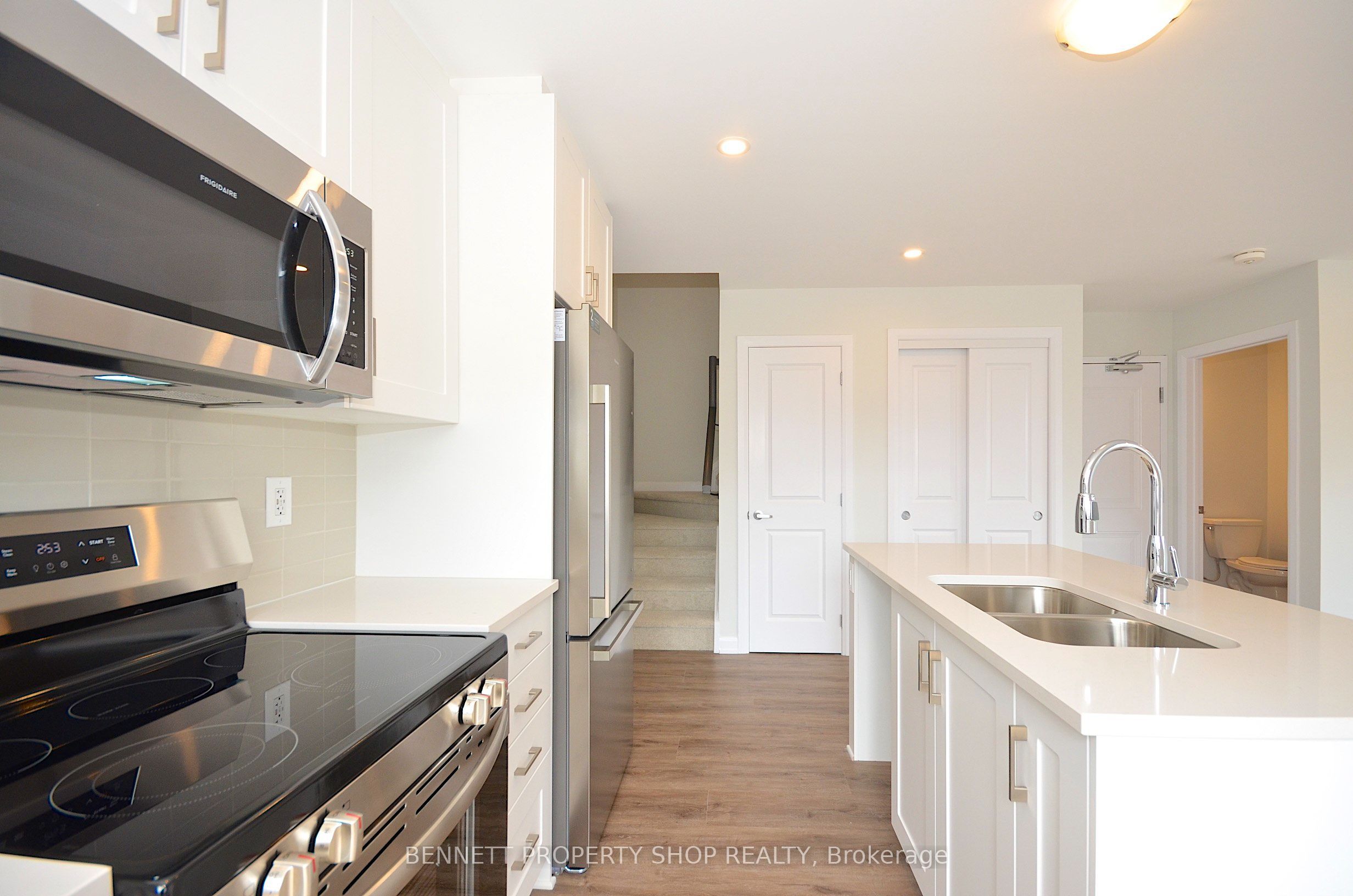 1429 Creekway Private, Kanata, ON K2T 0R8 photo 5