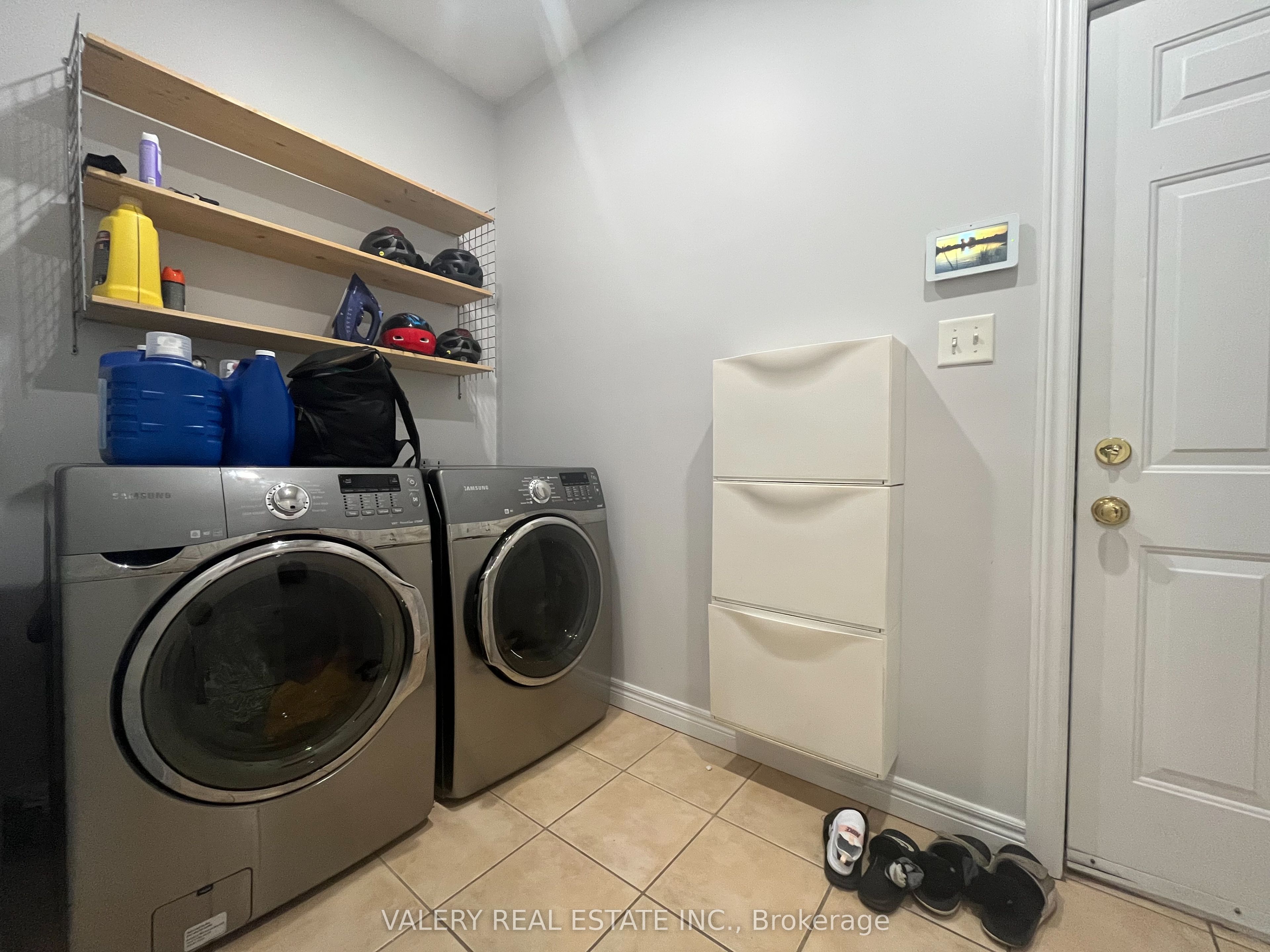 70 Doonmills Drive, Kitchener, ON N2P 2X3 photo 4