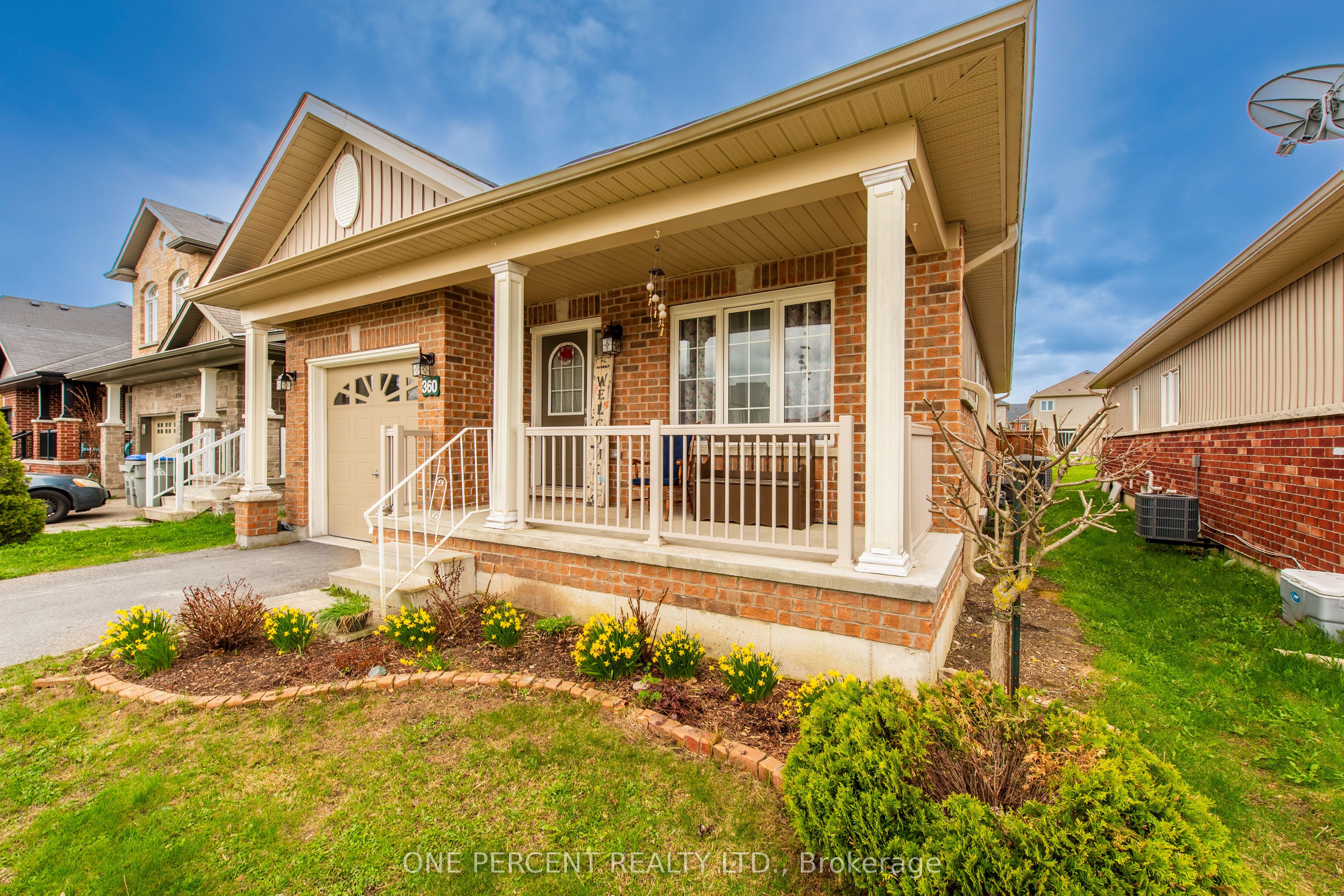 360 Armstrong Street W, North Perth, ON N4W 0E5 photo 3