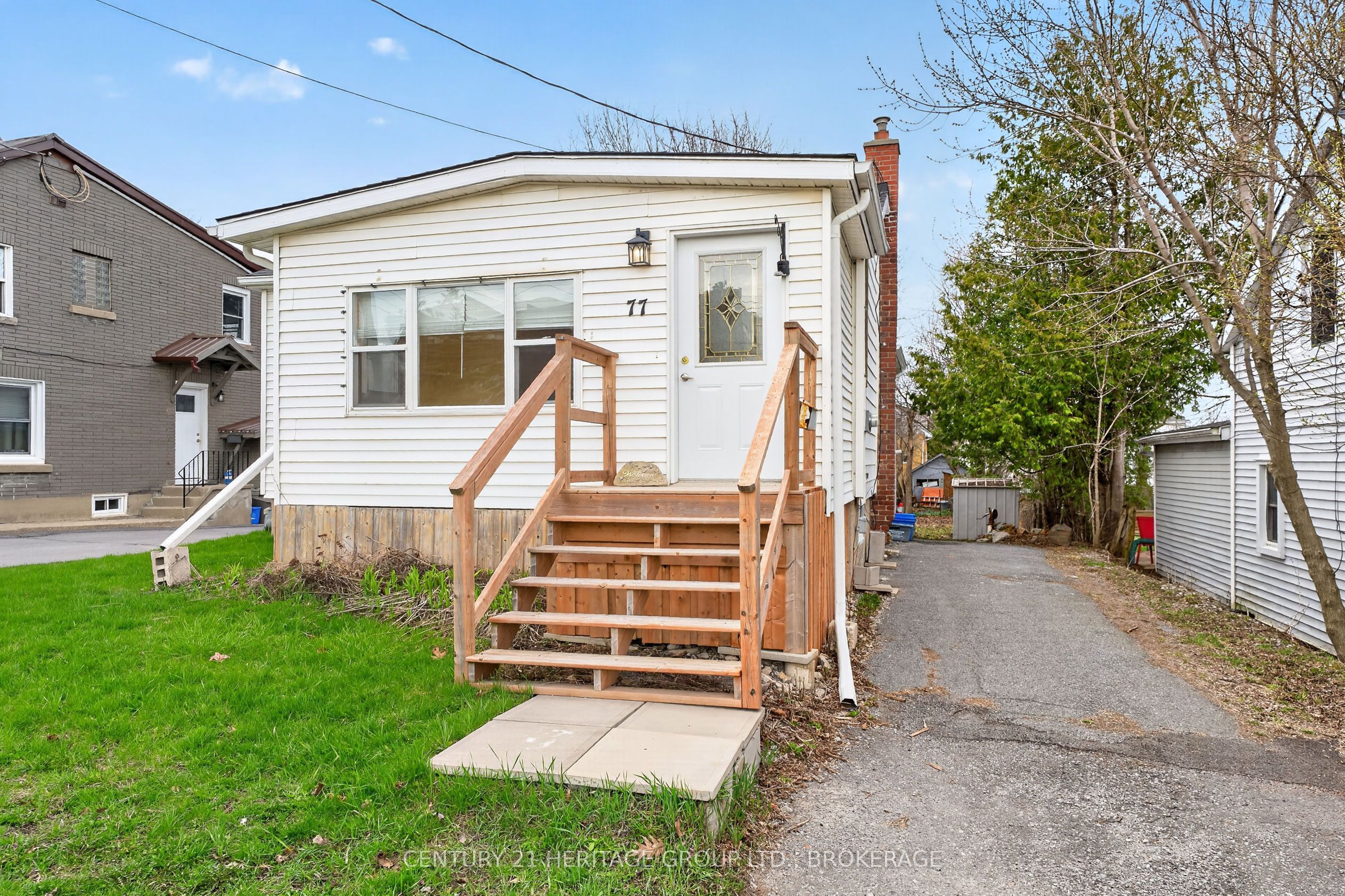 77 Portsmouth Avenue, Kingston, ON K7M 1V4 photo 2