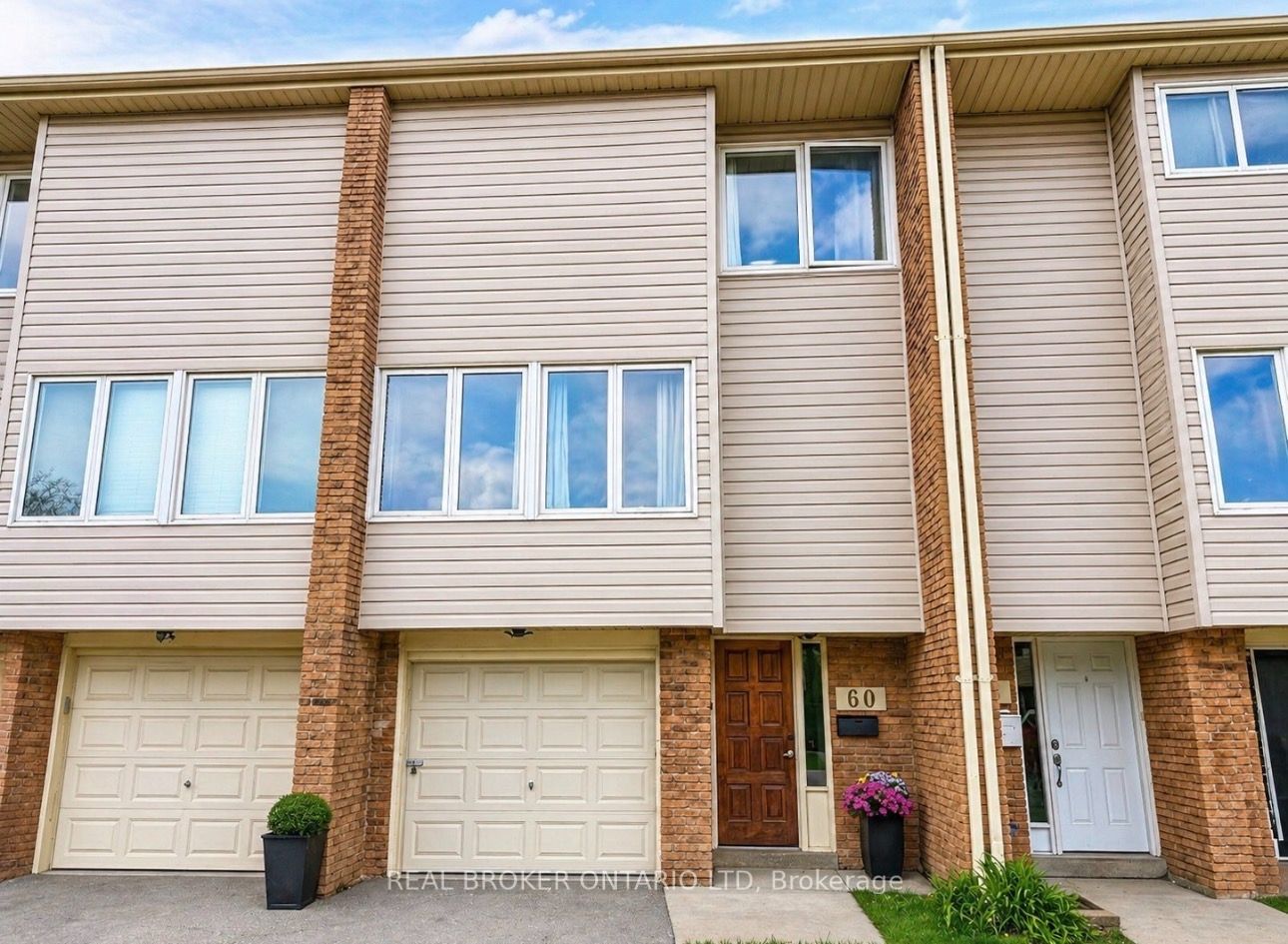 700 N Osgoode Drive N 60, London South, ON N6E 2H1 photo 2
