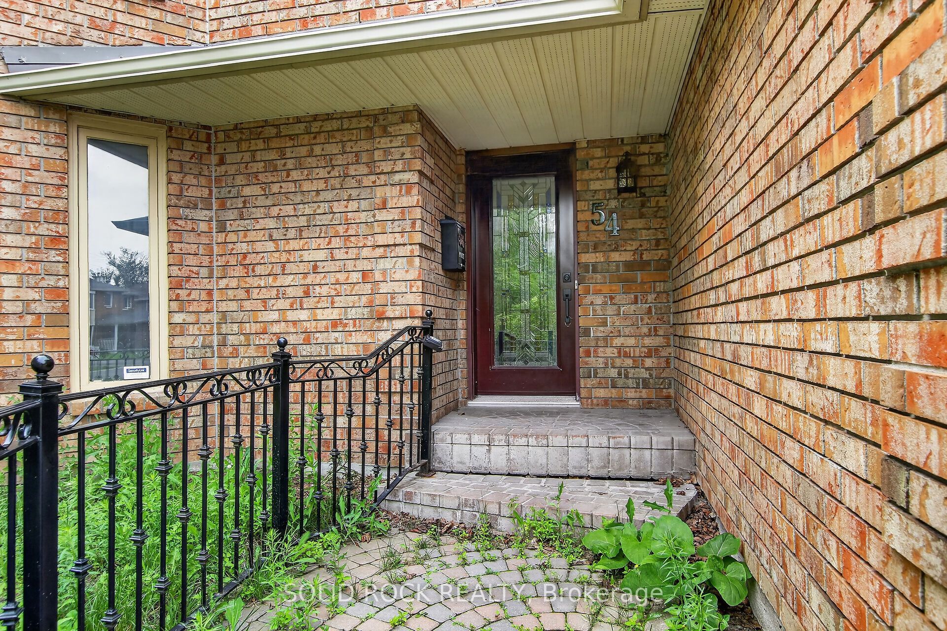 54 Huntsman Crescent, Kanata, ON K2M 1C4 photo 2