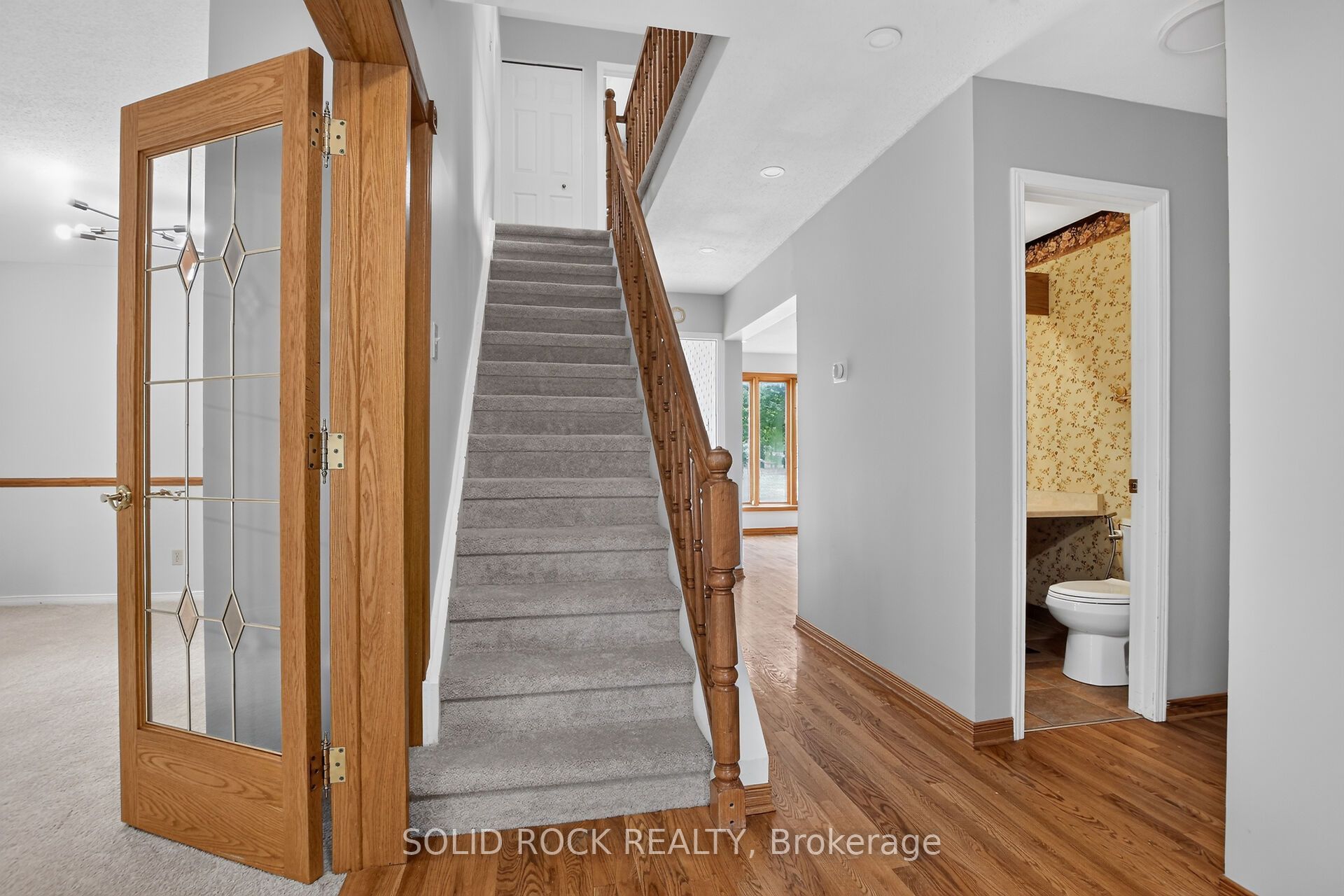54 Huntsman Crescent, Kanata, ON K2M 1C4 photo 4