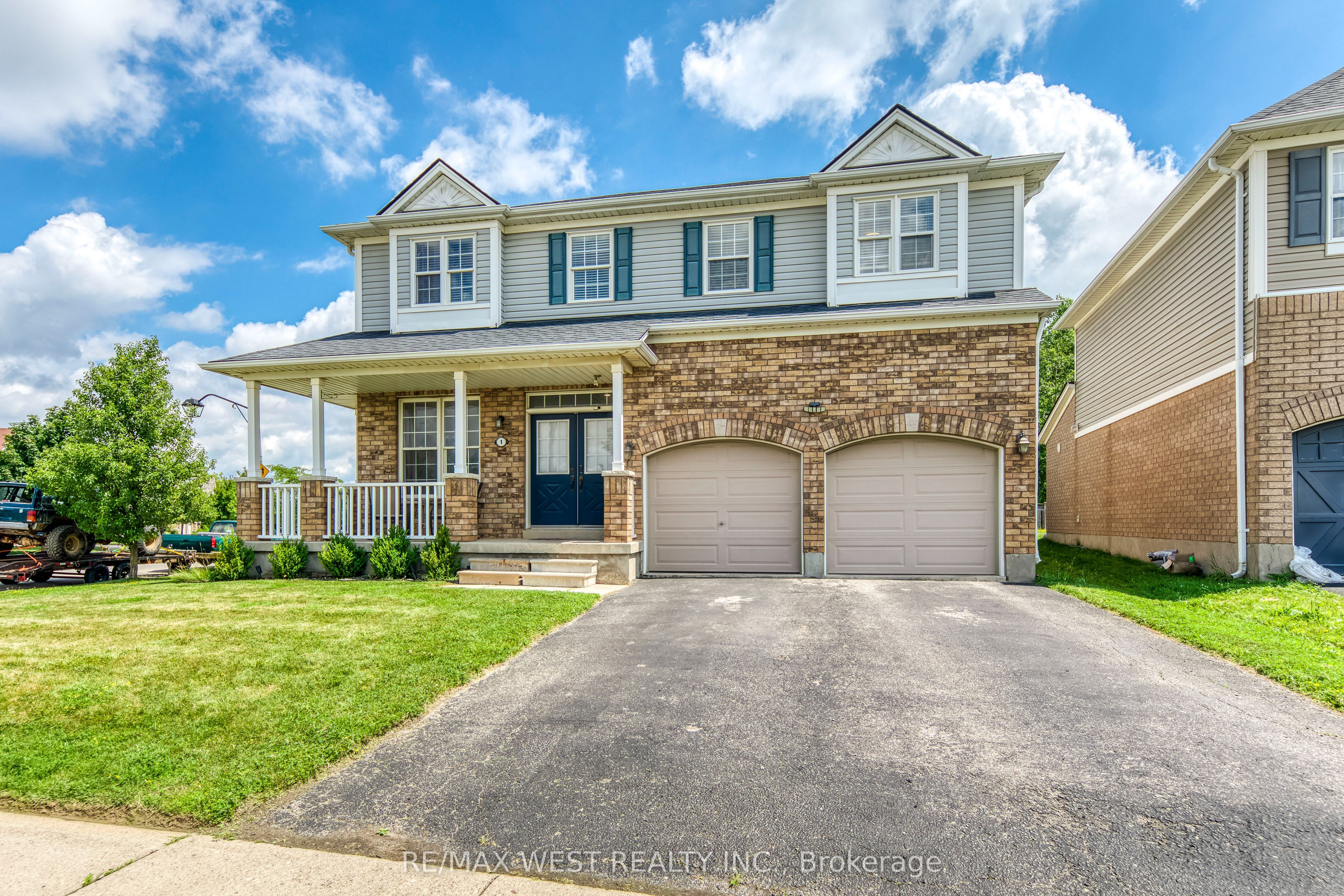 1 Avedisian Street, Brantford, ON N3T 0A5 photo 3