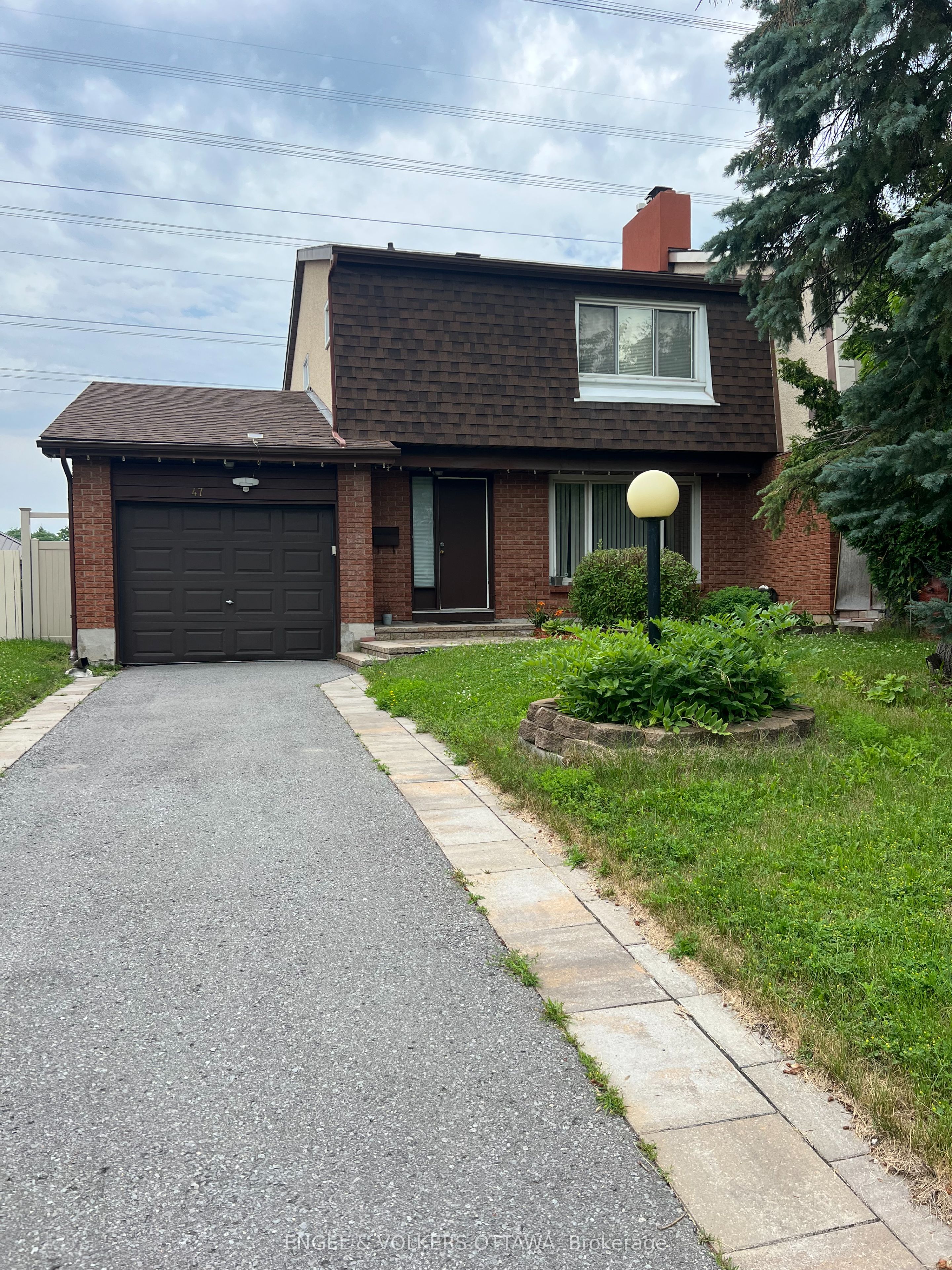 47 Benlea Drive, Tanglewood - Grenfell Glen - Pineglen, ON K2G 4A3