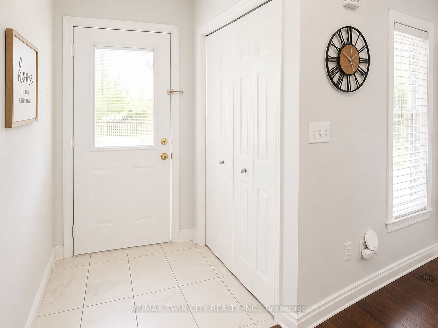 212 Colton Circle, Kitchener, ON N2A 4K2 photo 3