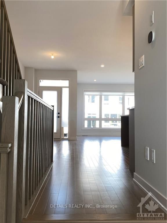 370 Walden Drive, Kanata, ON K2K 0M9 photo 3
