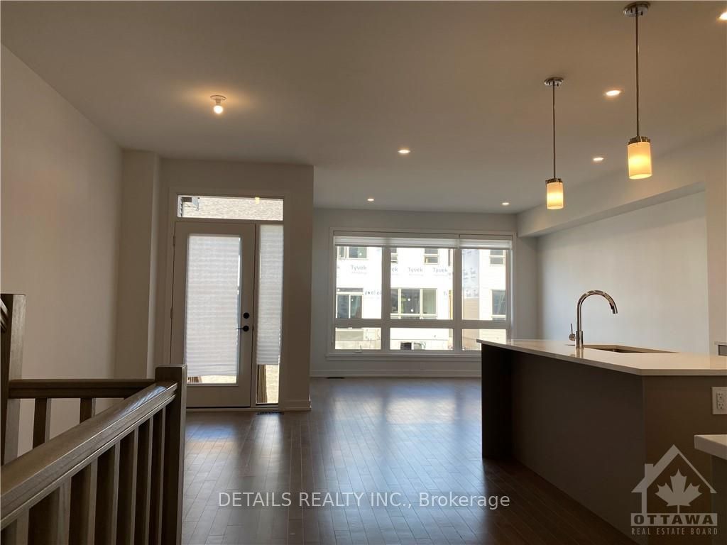 370 Walden Drive, Kanata, ON K2K 0M9 photo 4