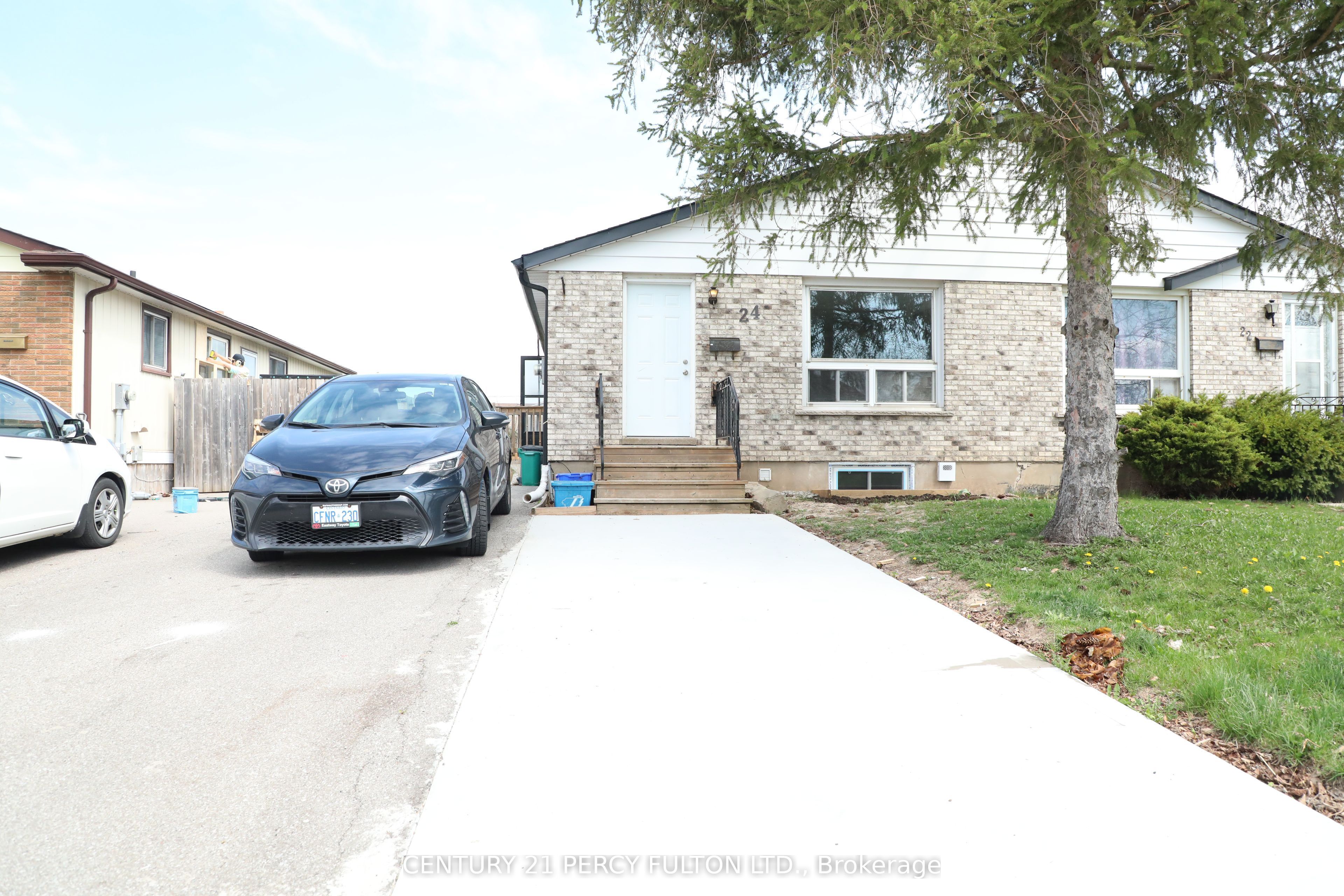 24 Flower Street BSMT, St. Catharines, ON L2S 1G4 photo 2