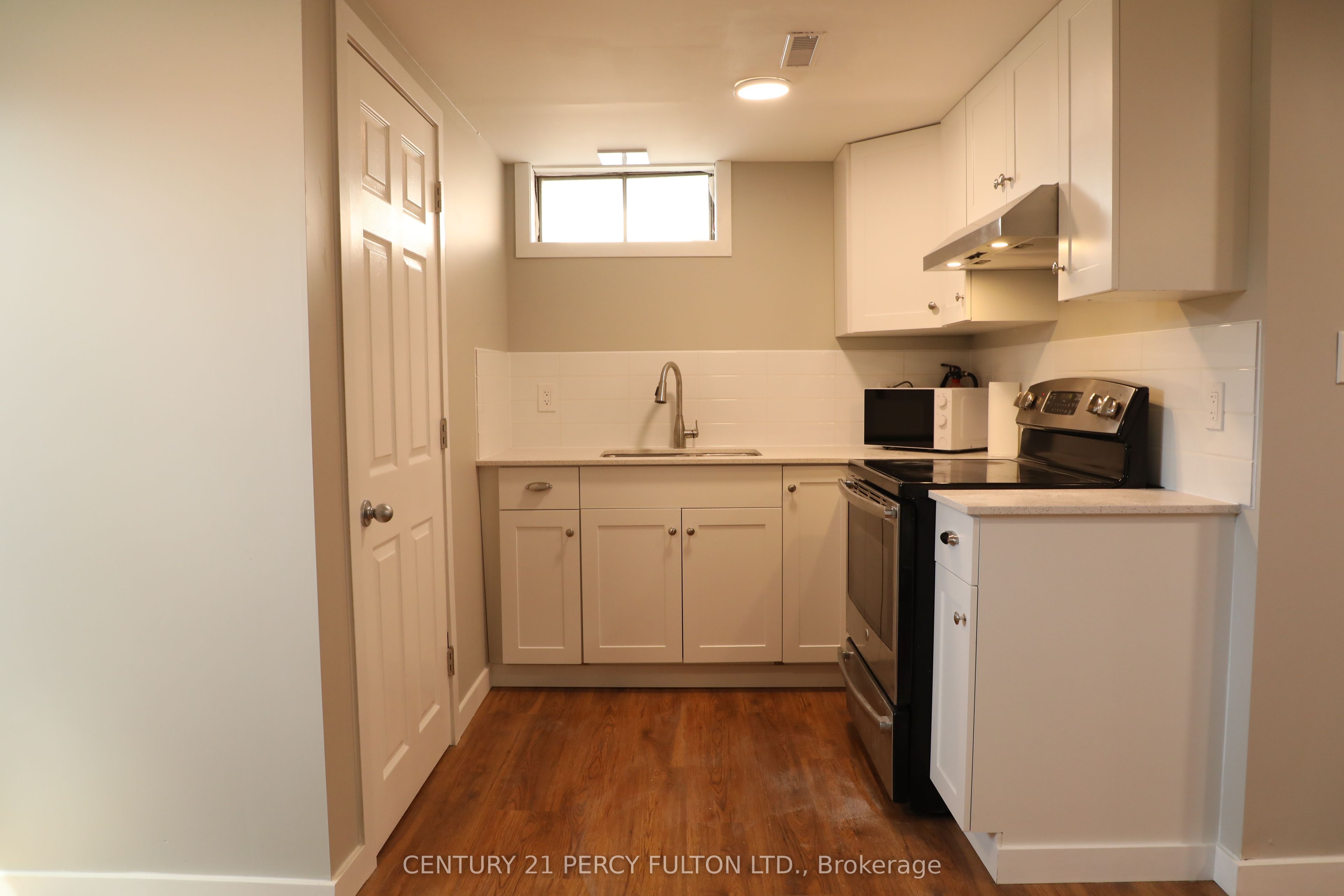 24 Flower Street BSMT, St. Catharines, ON L2S 1G4 photo 5