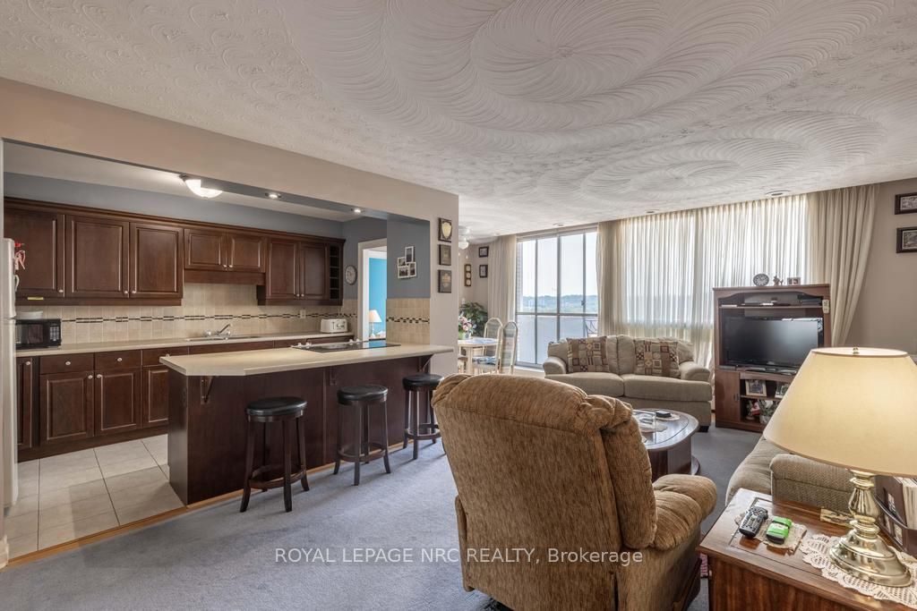 15 Towering Heights Boulevard 1301, St. Catharines, ON L2T 3G7 photo 3
