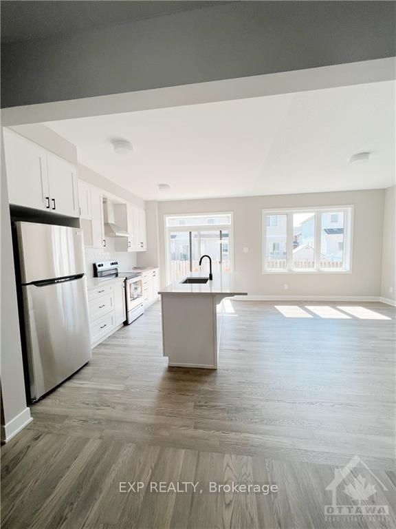 2180 WINSOME Terrace, Orleans - Cumberland and Area, ON K4A 5M9 photo 4