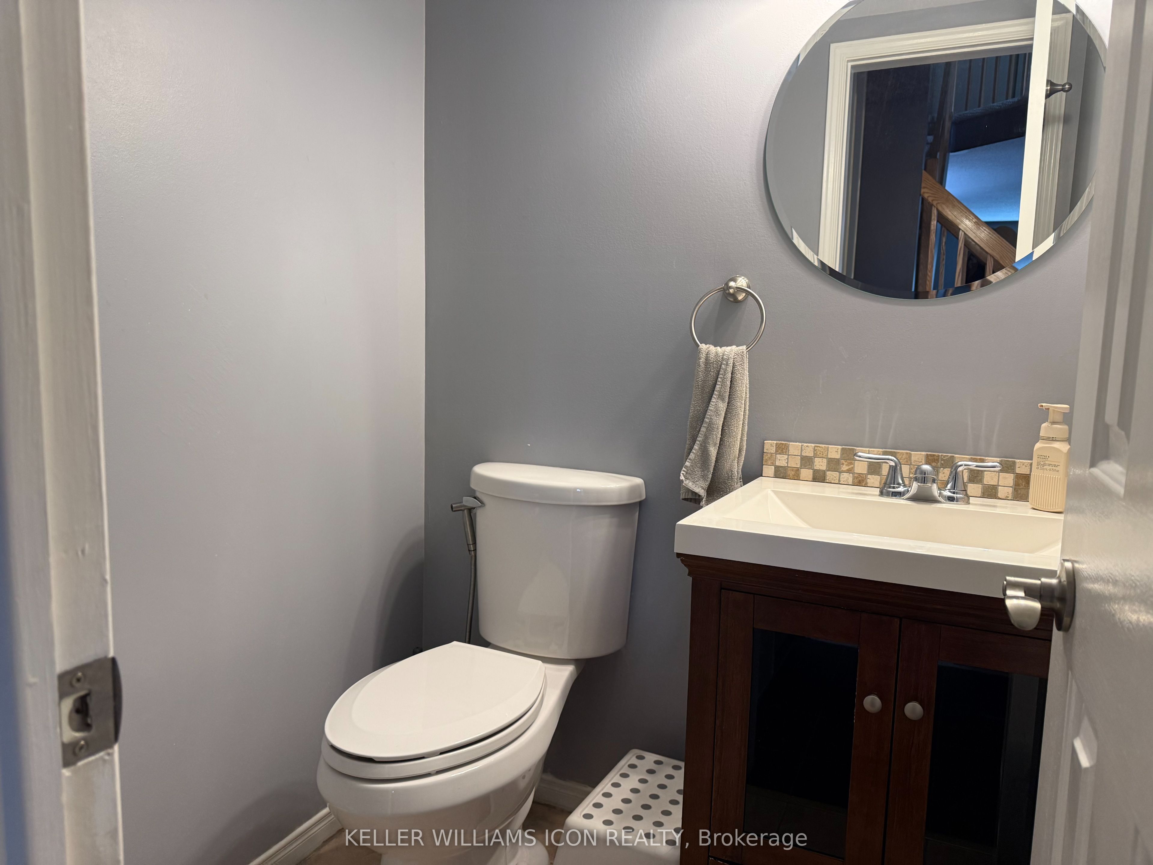 116 HALLEY Street, Barrhaven, ON K2J 3R9 photo 4