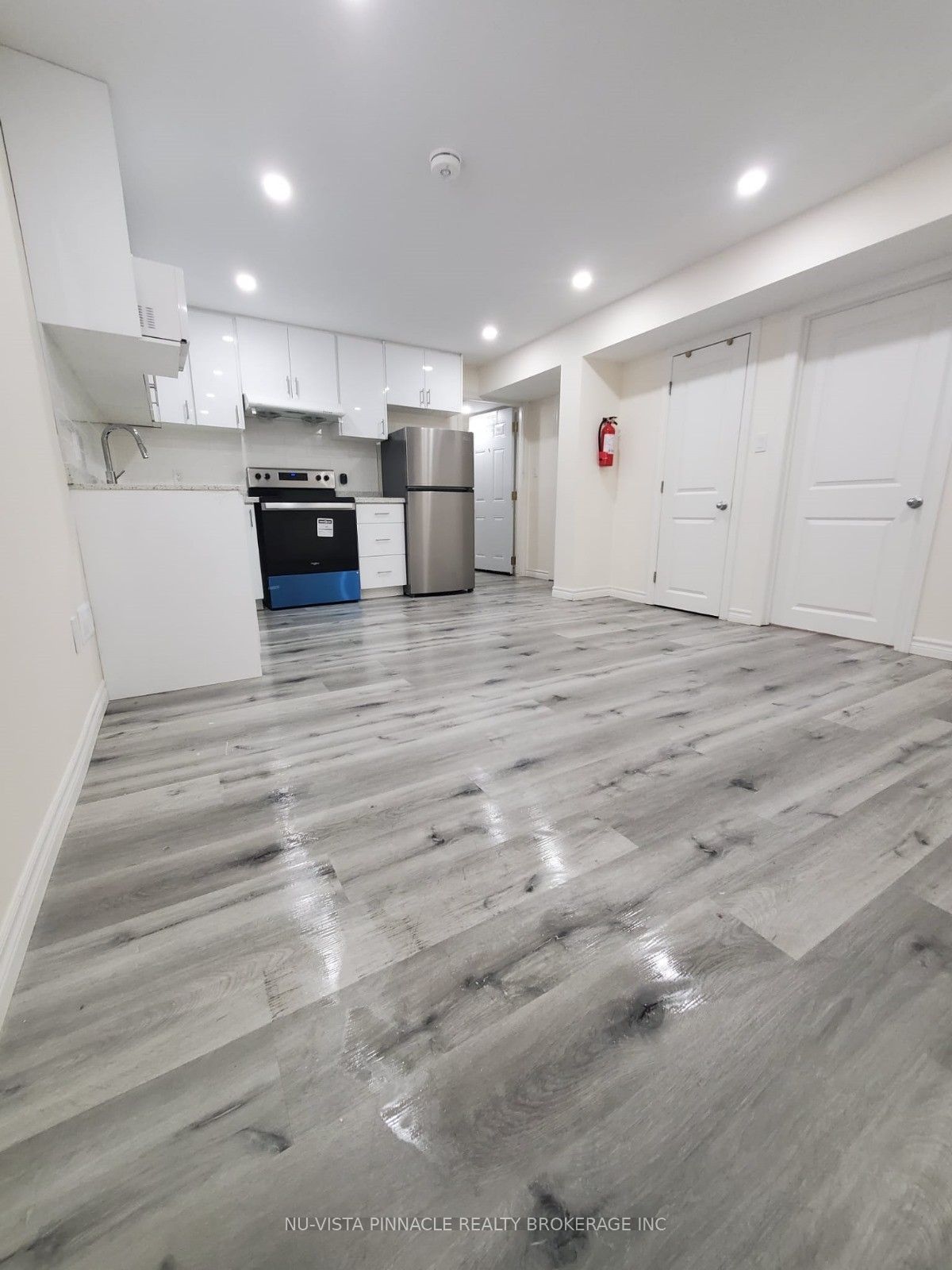 289 Middleton Avenue Lower, London South, ON N6L 0E9