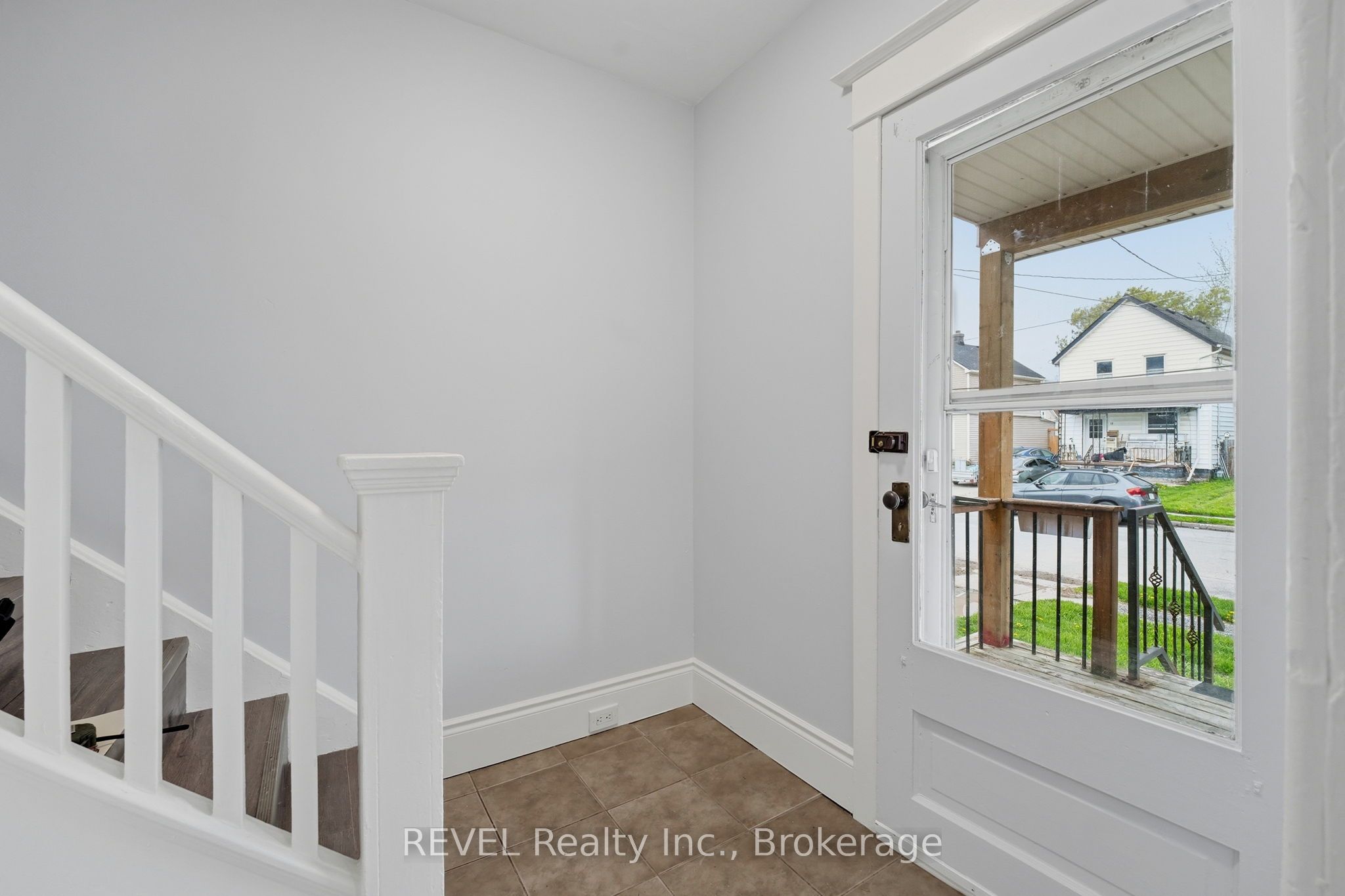 19 Victoria Street, Welland, ON L3B 4L6 photo 4