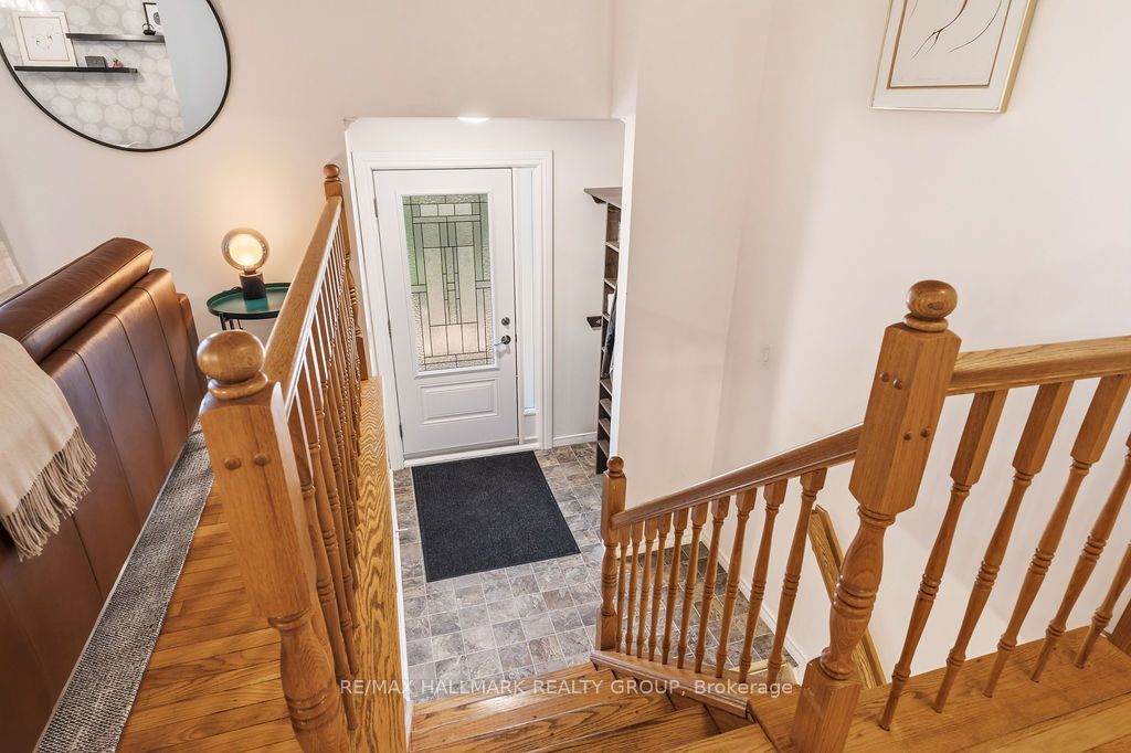 409 Montfort Street 4, Manor Park - Cardinal Glen and Area, ON K1L 8G8 photo 5