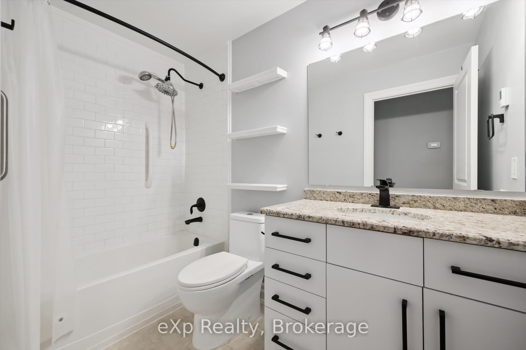 160 Macdonell Street 308, Guelph, ON N1H 0A9 photo 3