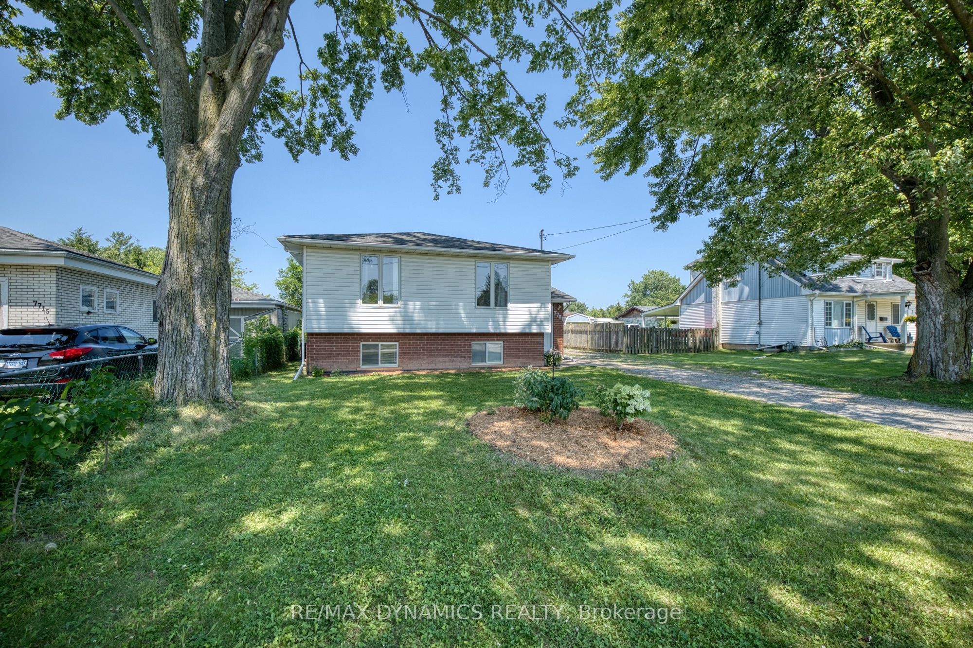 7701 Badger Road, Niagara Falls, ON L2H 1H8 photo 4