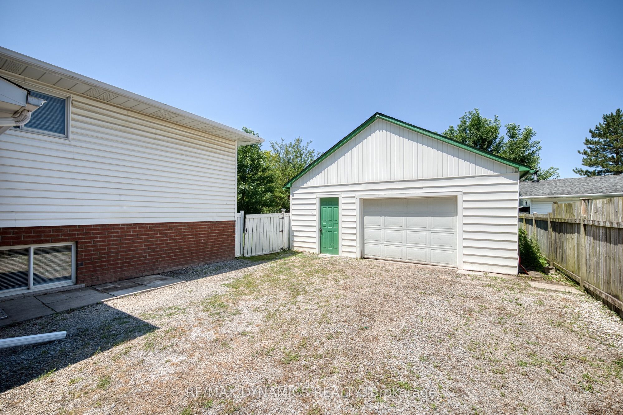 7701 Badger Road, Niagara Falls, ON L2H 1H8 photo 5