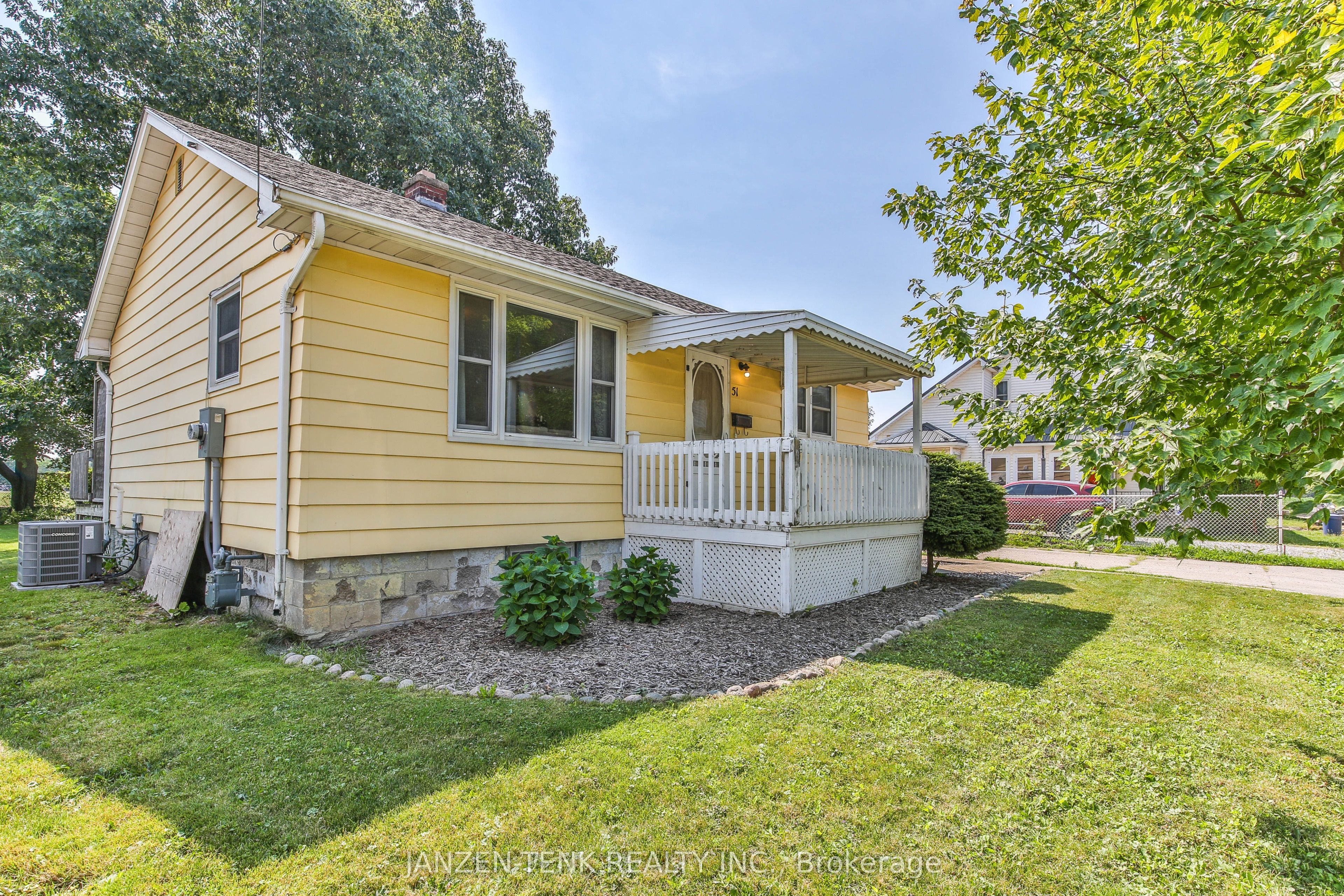 51 Victoria Street S, Aylmer, ON N5H 1X5 photo 4