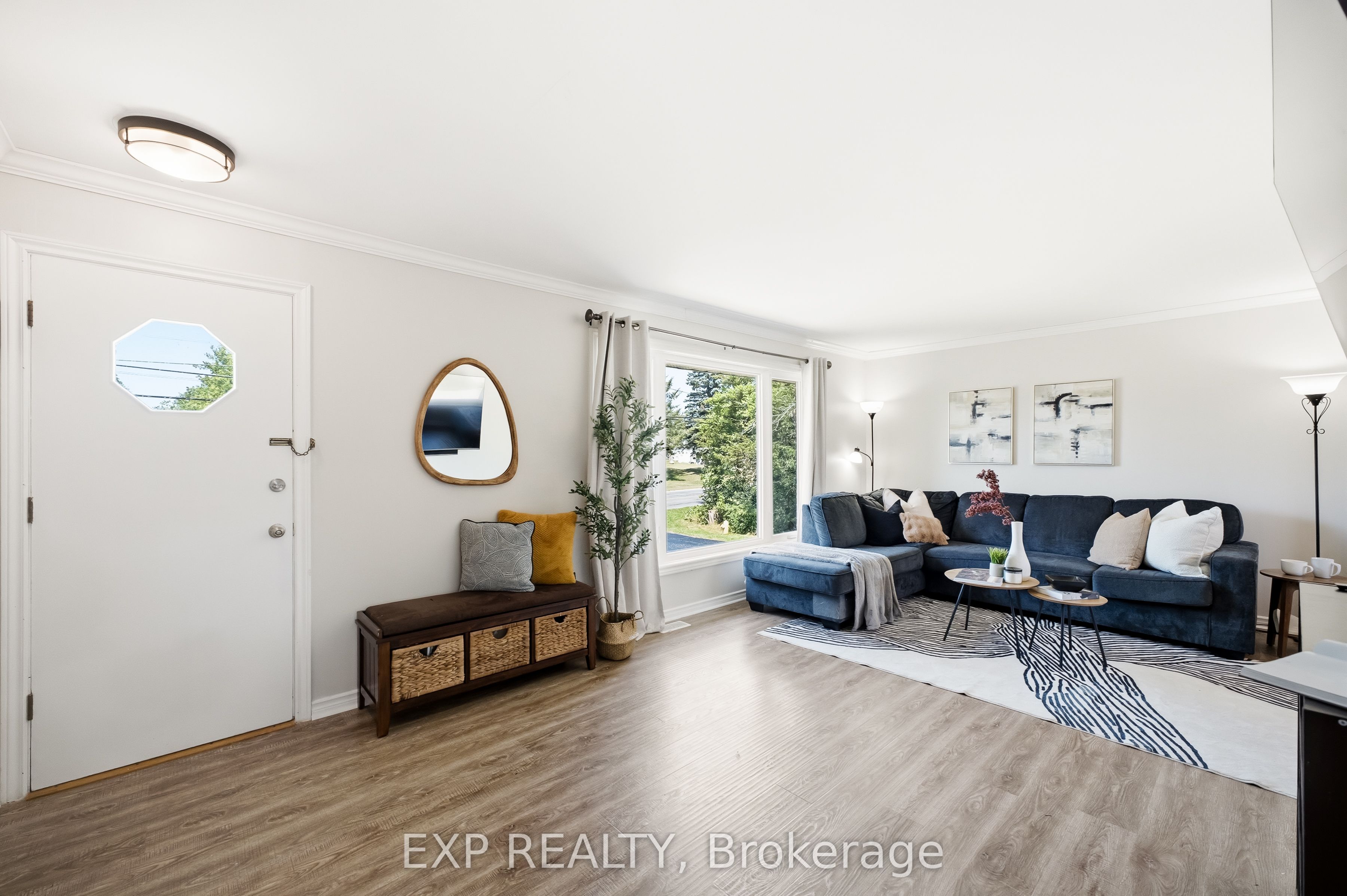 94 Johnstown Road, Quinte West, ON K8V 5P8 photo 4