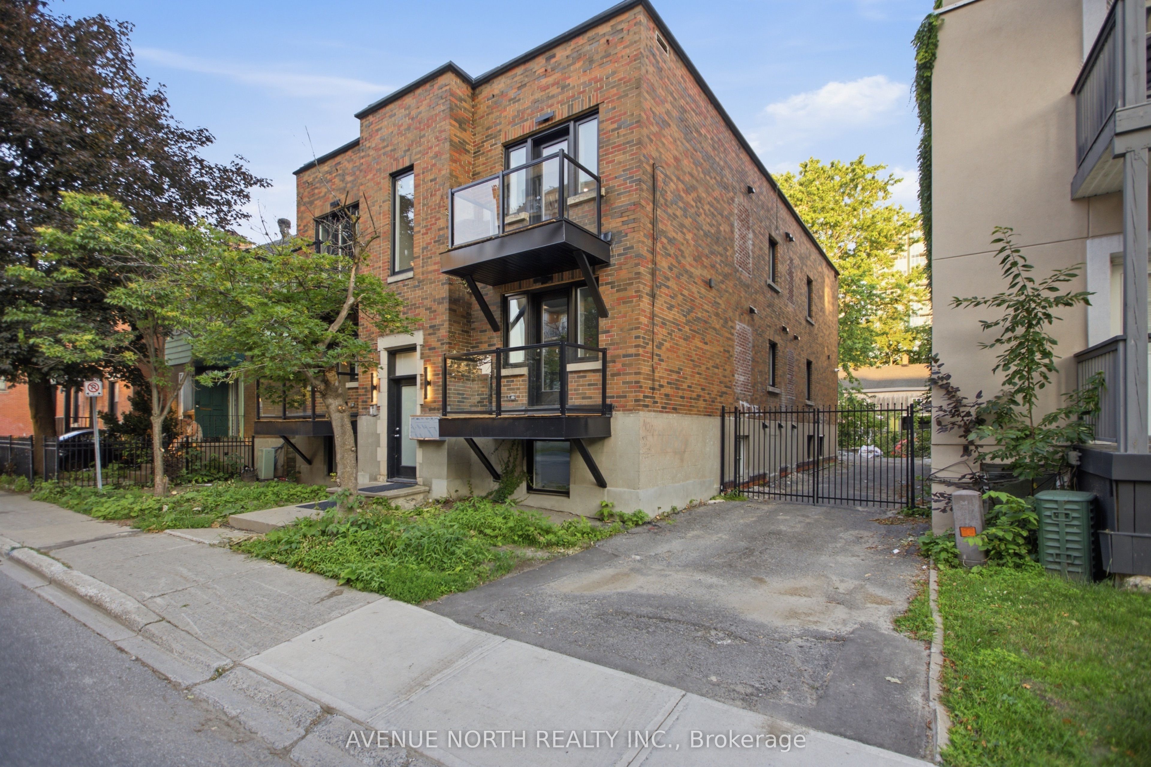 180 Clarence Street 6, Lower Town - Sandy Hill, ON K1N 5P8 photo 2