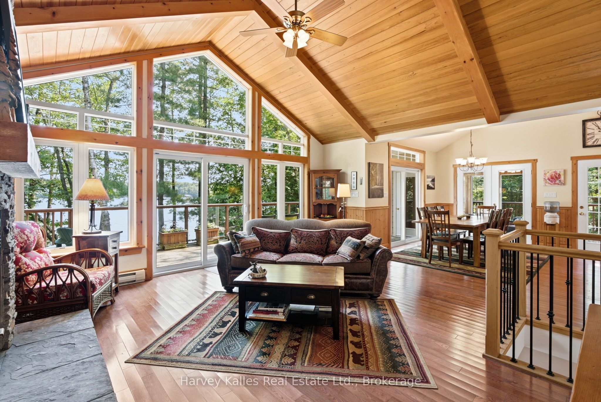 37-M81 Pine Island, Muskoka Lakes, ON P0B 1E0 photo 4