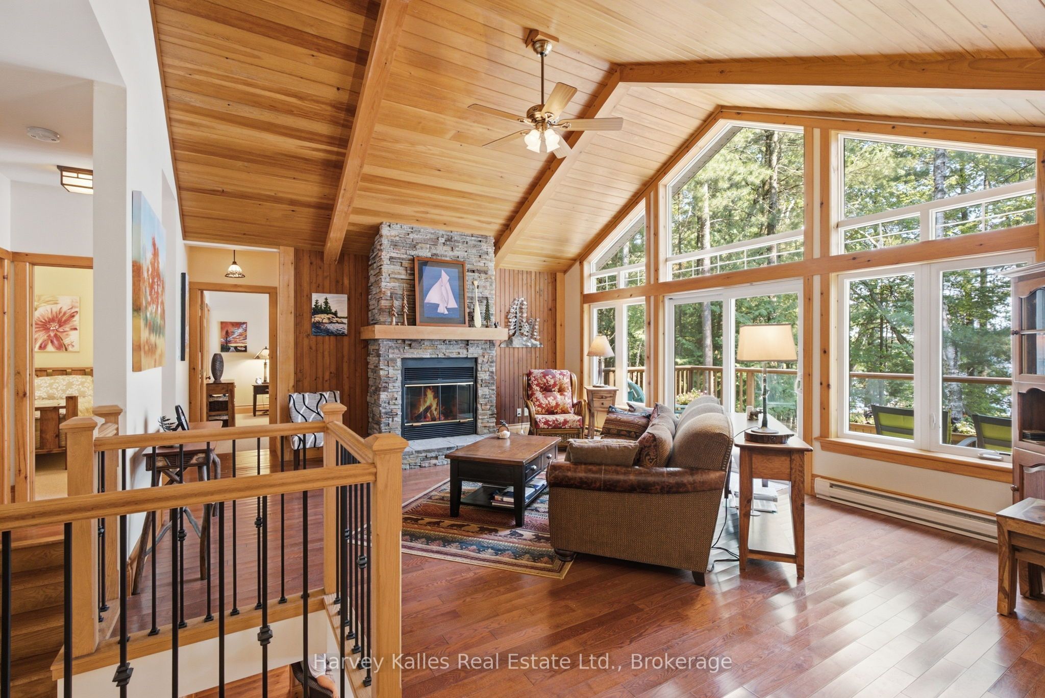 37-M81 Pine Island, Muskoka Lakes, ON P0B 1E0 photo 5