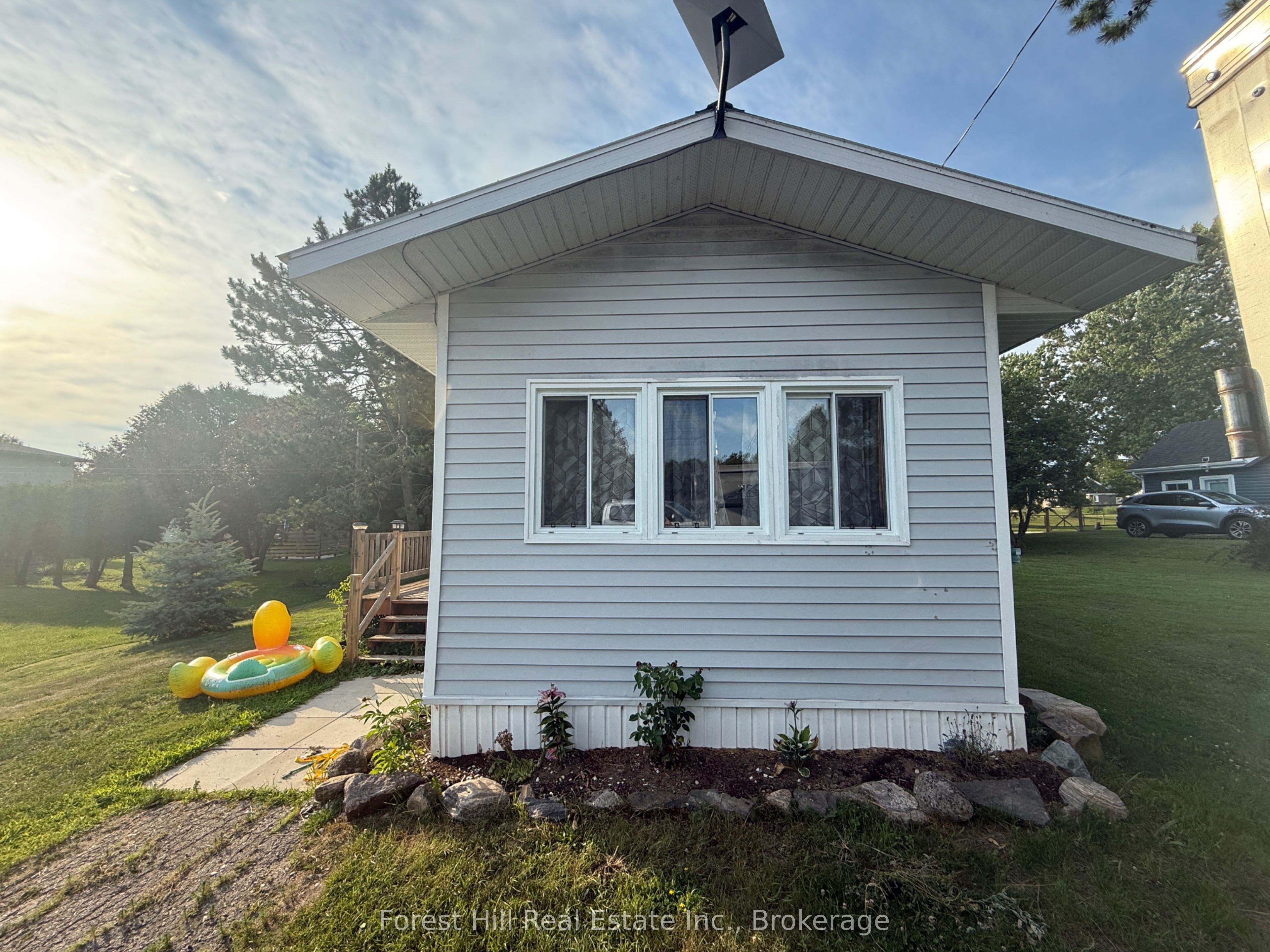43 Davis Drive, Parry Sound Remote Area, ON P0H 1Y0 photo 3