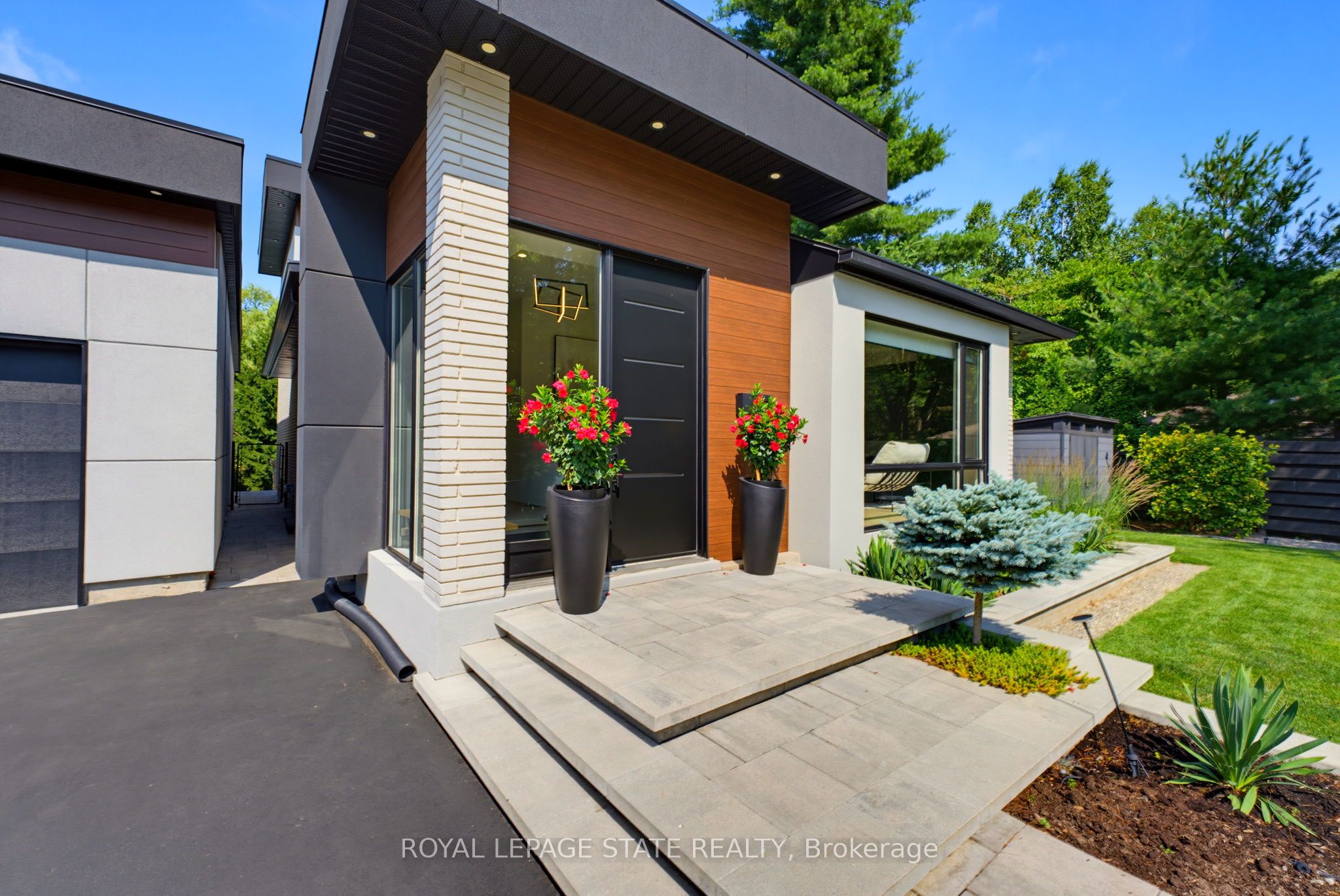 282 Robina Road, Hamilton, ON L9G 2L7 photo 3