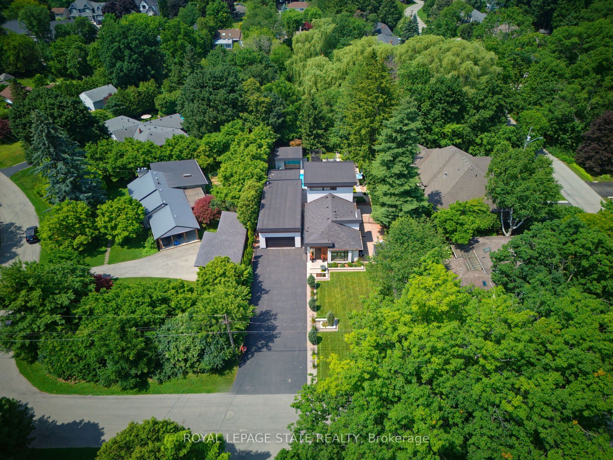 282 Robina Road, Hamilton, ON L9G 2L7 photo 4