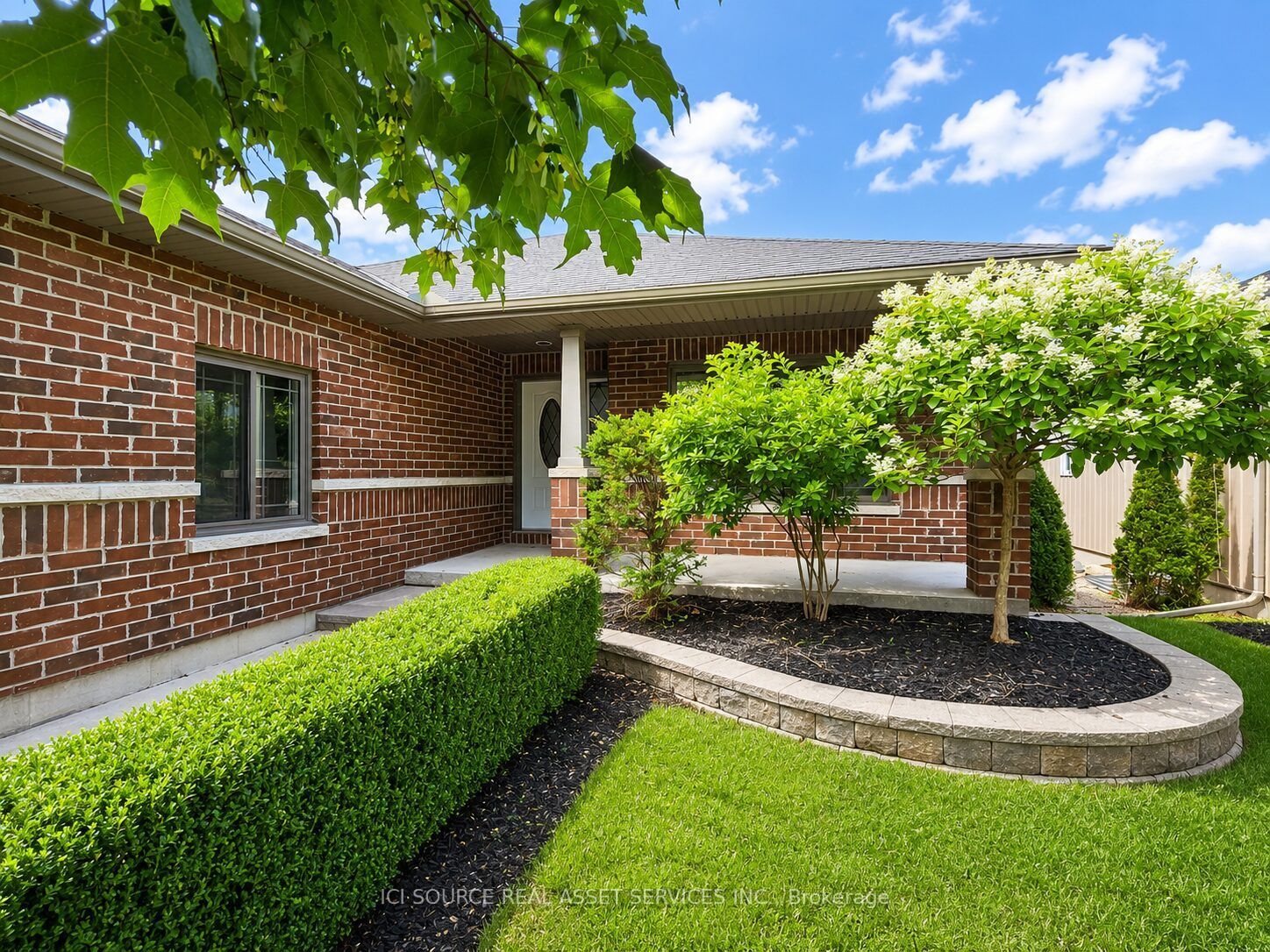 6 Aspen Drive Apt 1, Quinte West, ON K8V 0C6 photo 2