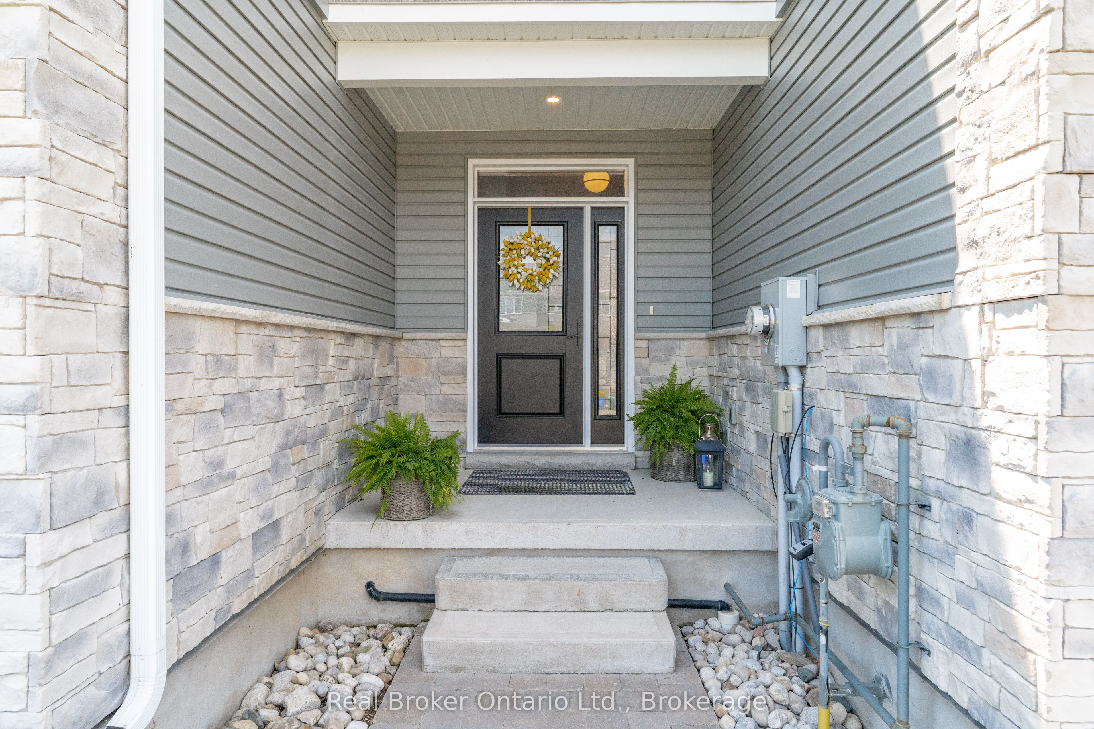 103 Stephenson Way, Minto, ON N0G 2P0 photo 3