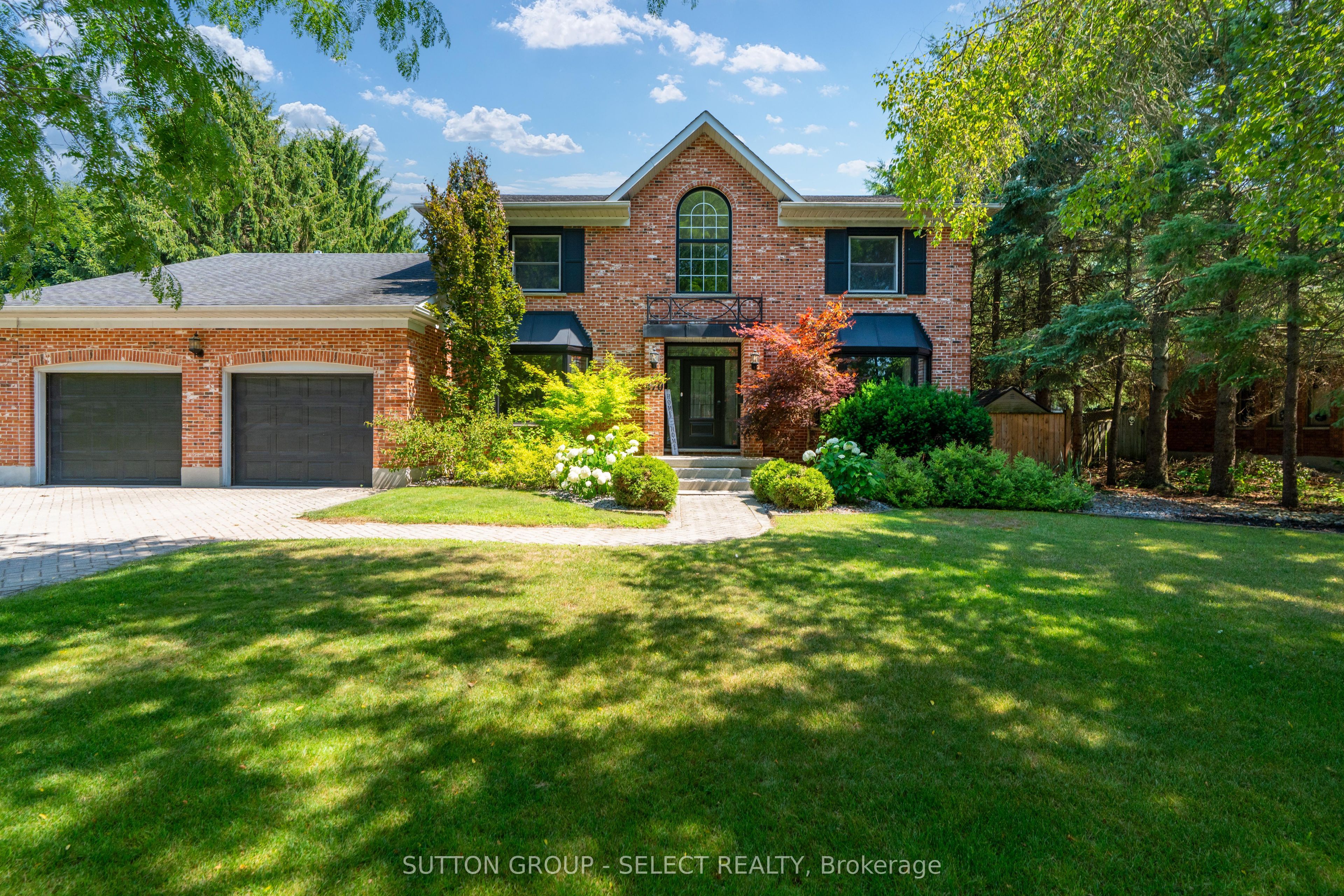 470 Scott Street E, Strathroy-Caradoc, ON N7G 1K5 photo 3