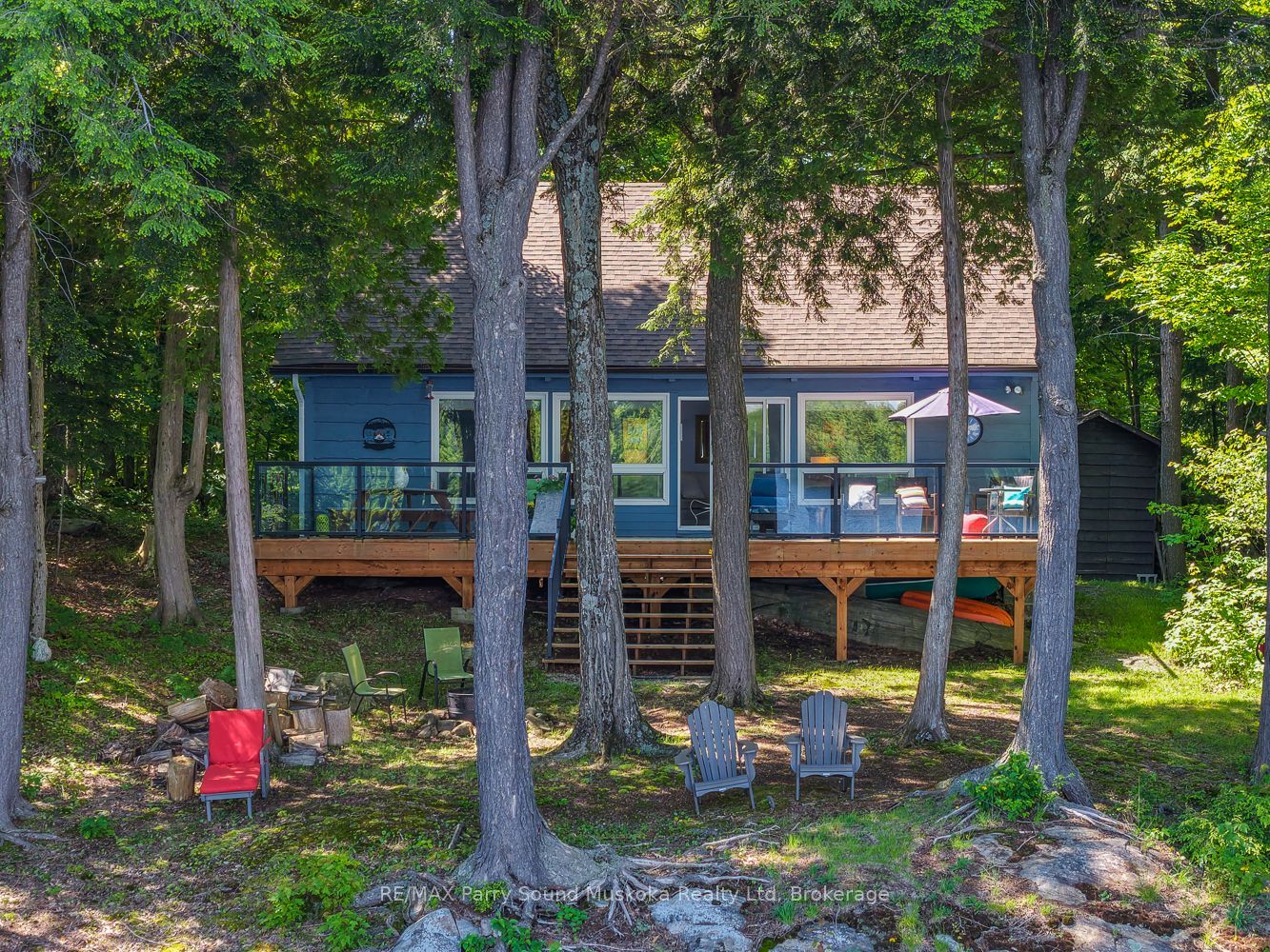 2 South Point Drive, McKellar, ON P2A 0B4