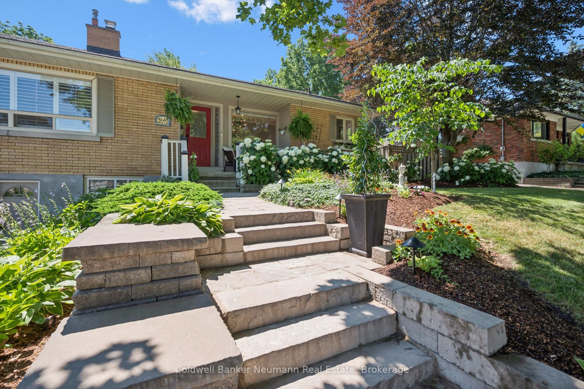25 Bennett Avenue, Guelph, ON N1E 2C6 photo 3