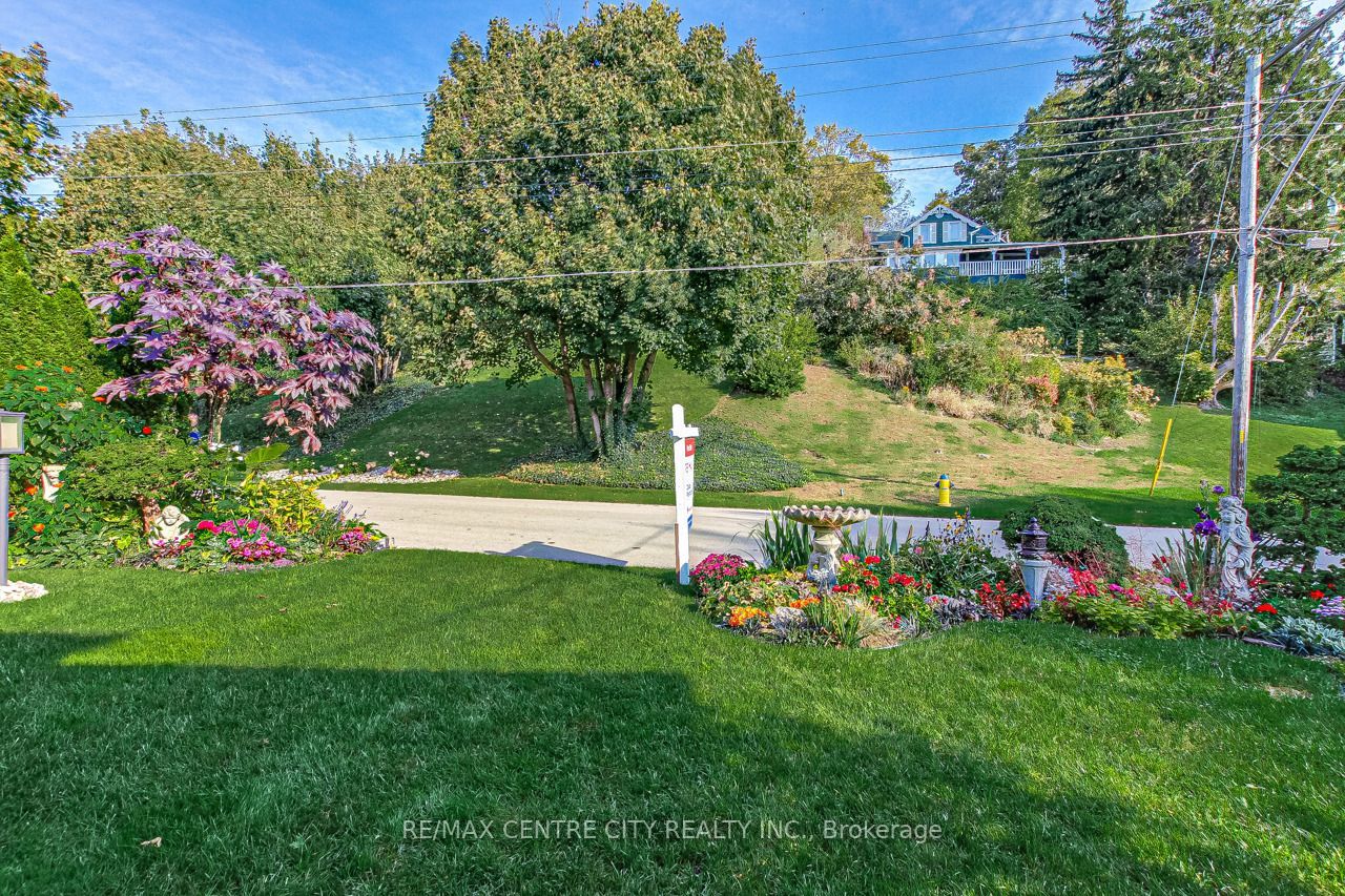 174 Harrison Place, Central Elgin, ON N5L 1A1 photo 3