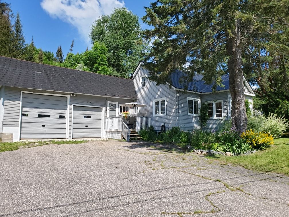 319 Ontario Street, Burk's Falls, ON P0A 1C0 photo 2