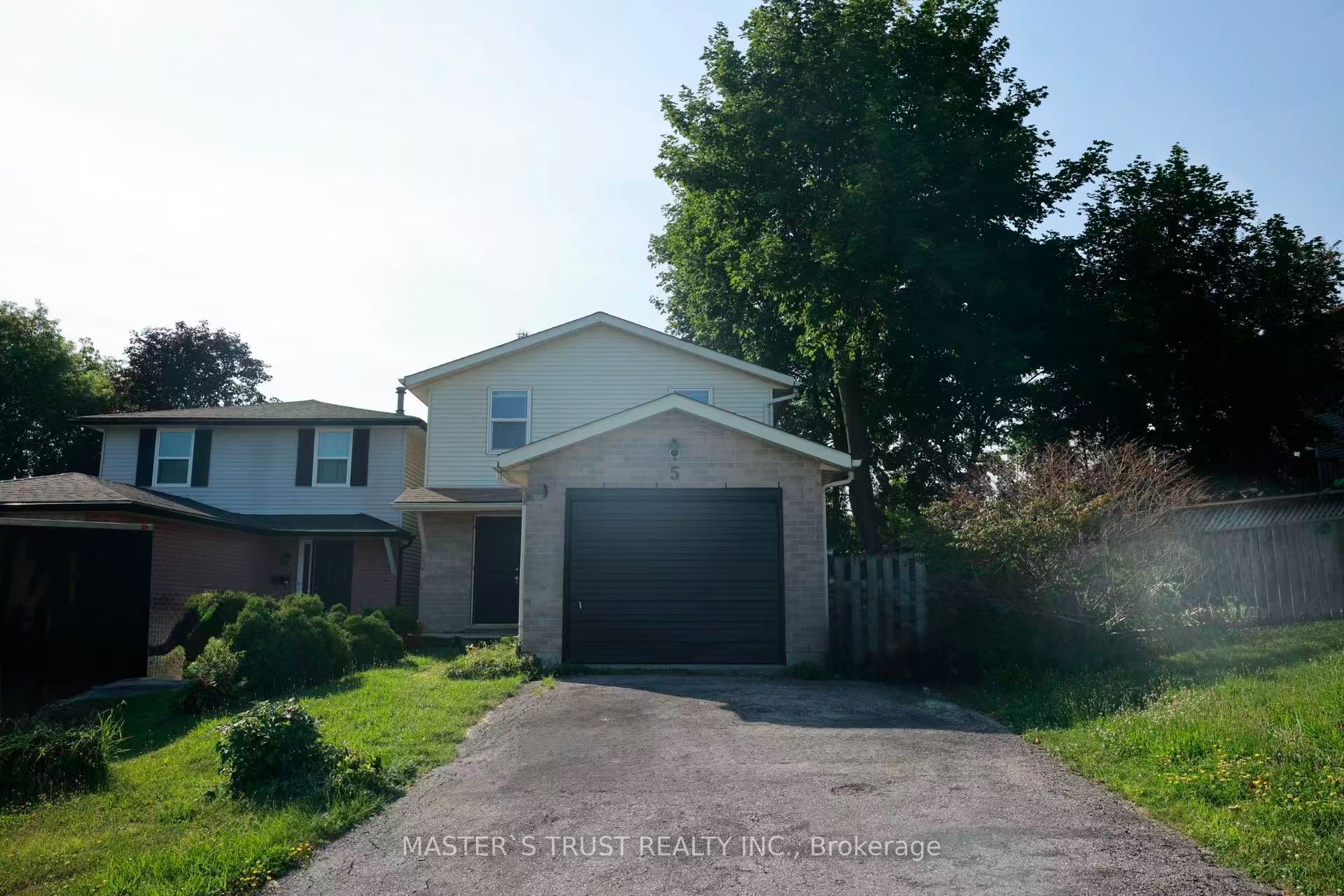5 Thornberry Court, Guelph, ON N1G 4E5