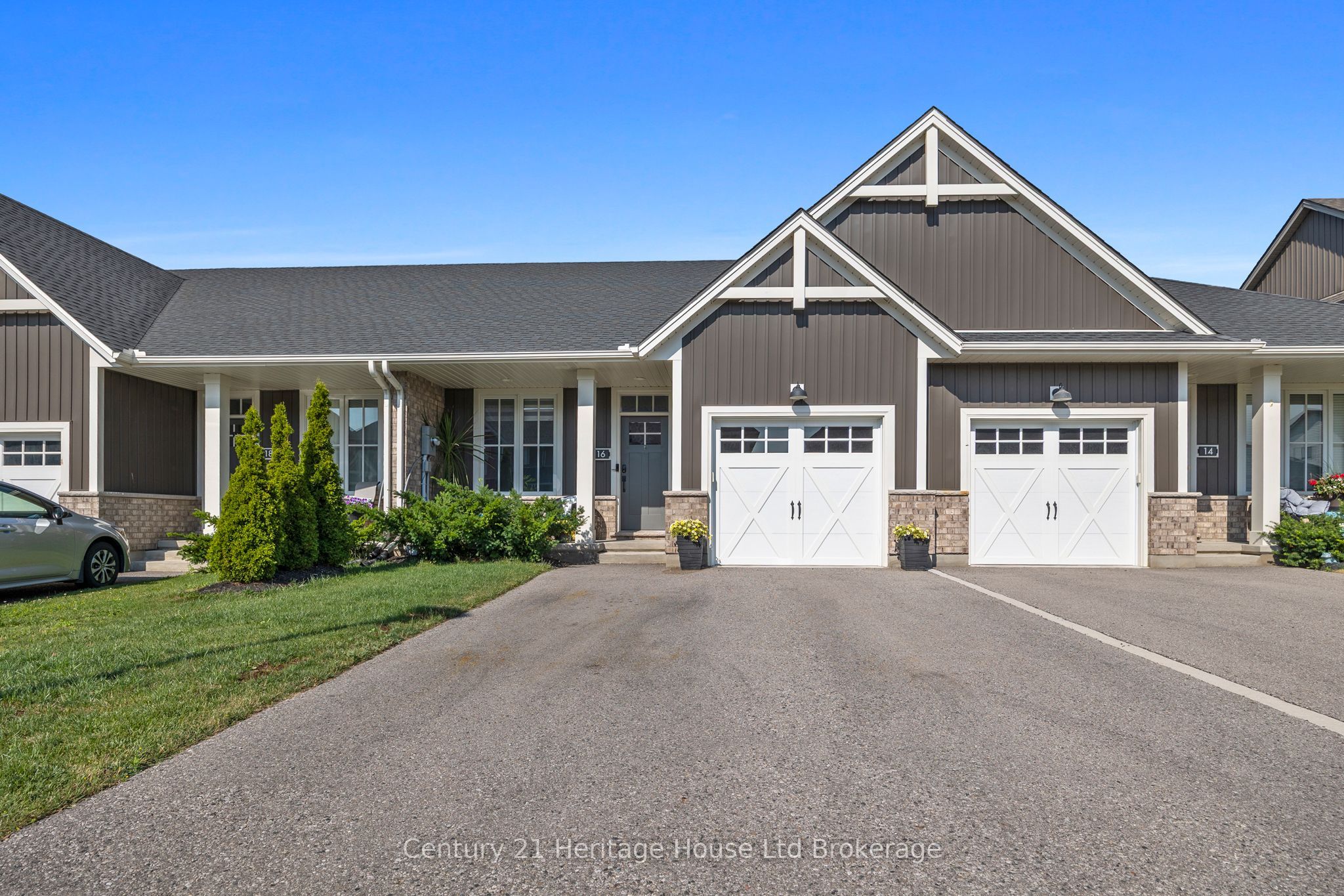 16 Huntley Avenue, Tillsonburg, ON N4G 0J3 photo 3