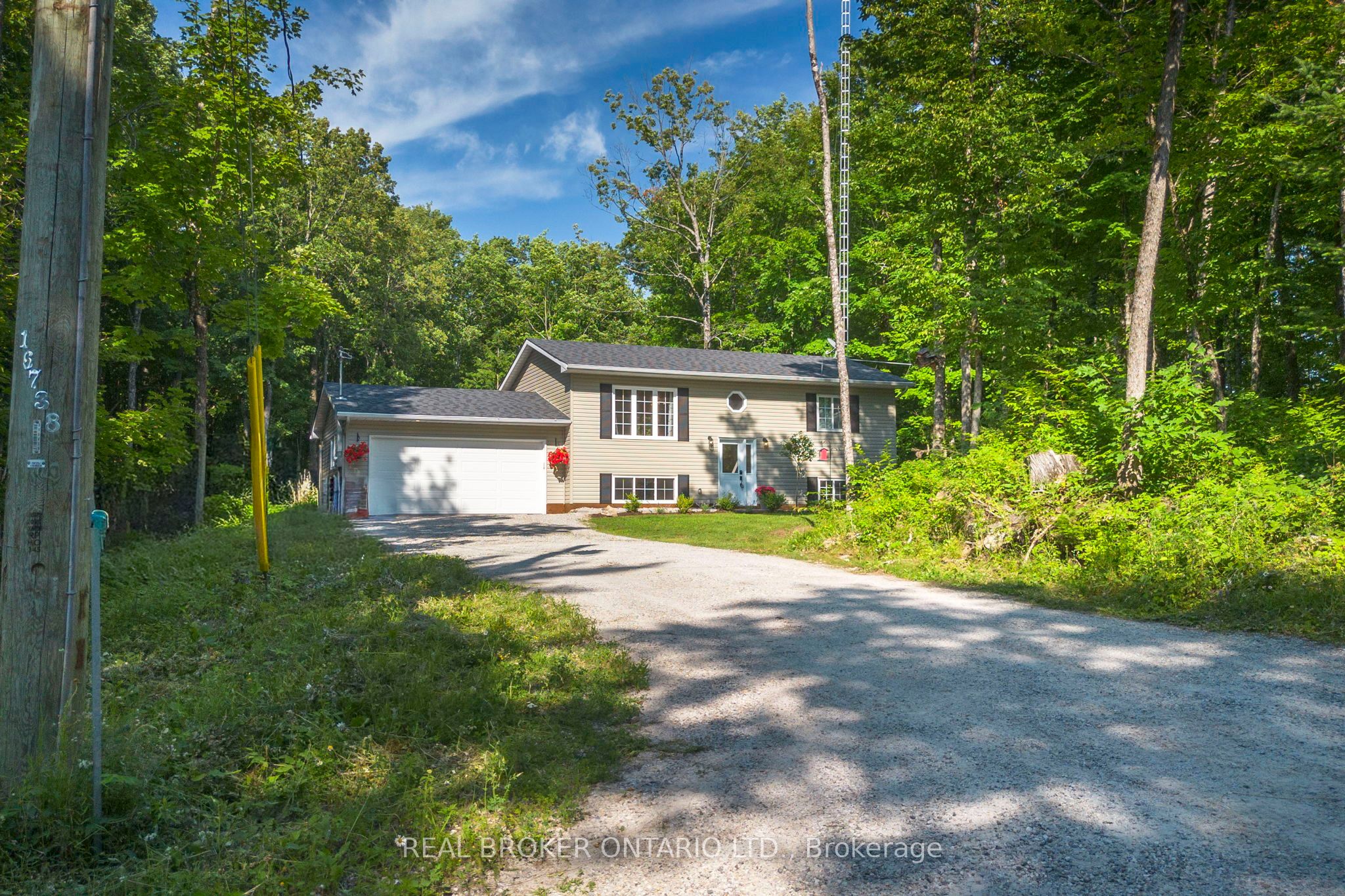 804 Darling Road, Lanark Highlands, ON K0A 1P0 photo 3