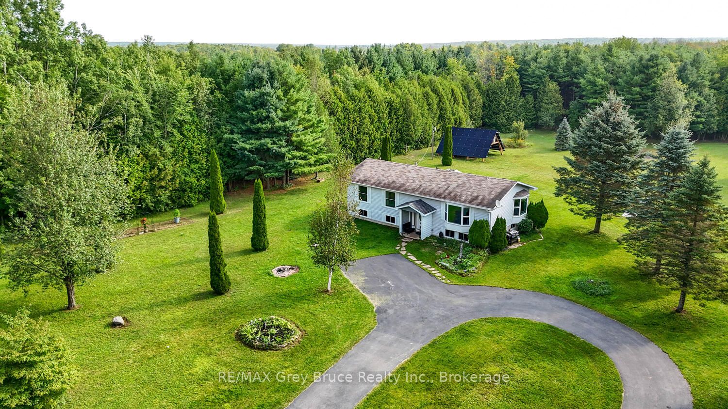 70183 Zion Church Road, Georgian Bluffs, ON N0H 2T0 photo 3